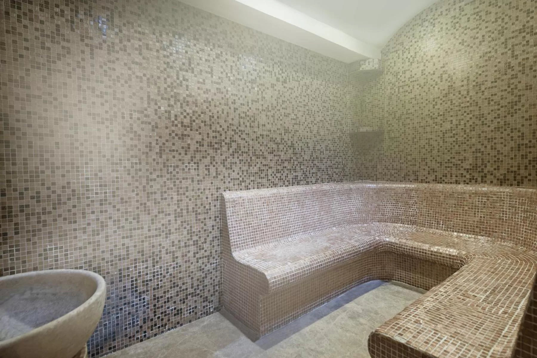 Steam room in Elite World Istanbul Taksim