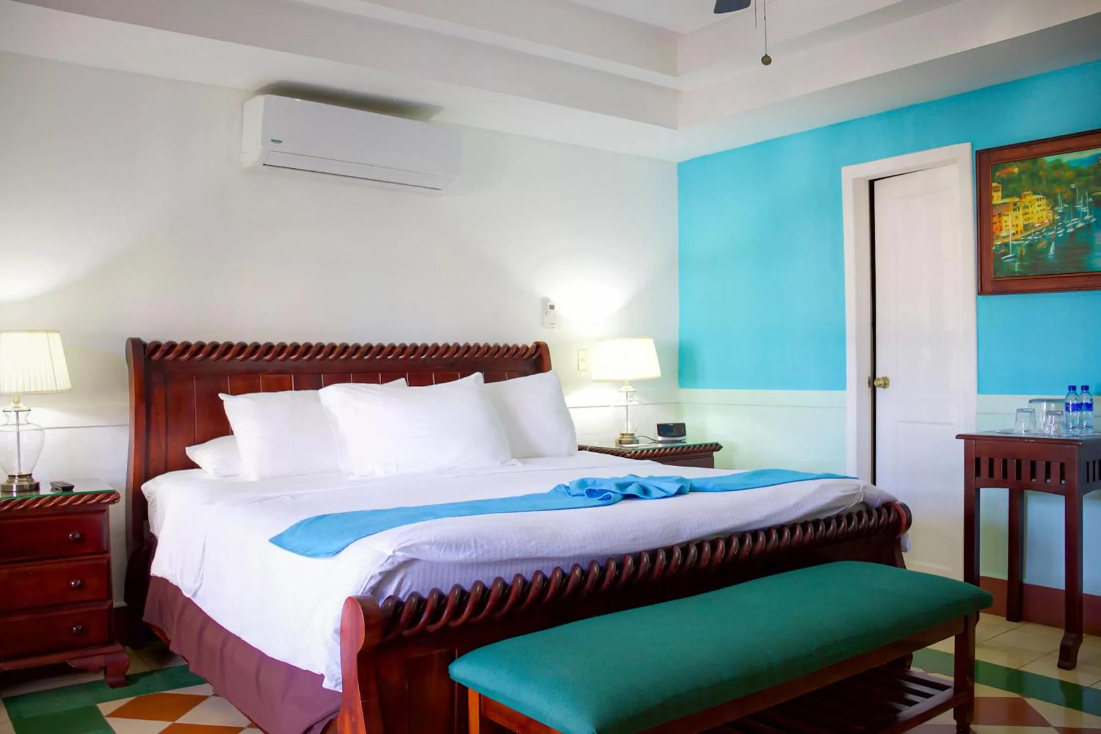 Bed in Hotel Victoriano