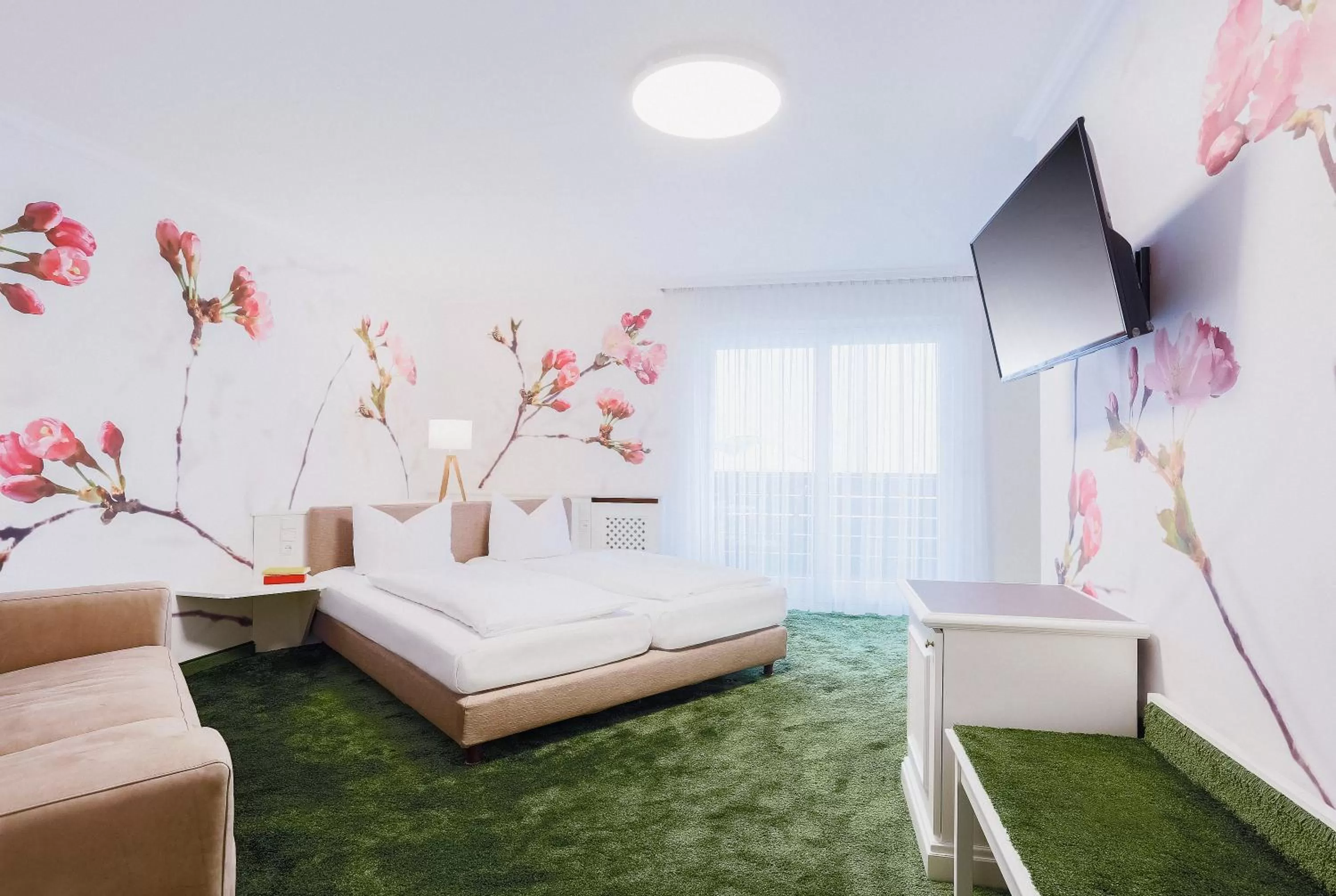 Photo of the whole room, Bed in Hotel - Restaurant Erich Rödiger