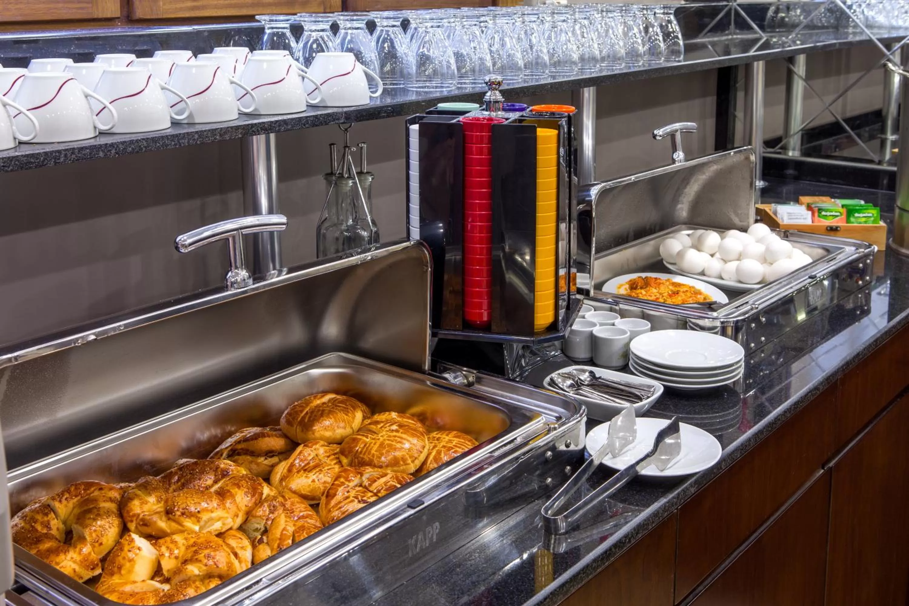 Restaurant/places to eat in Ferman Hilal Hotel-Special Category