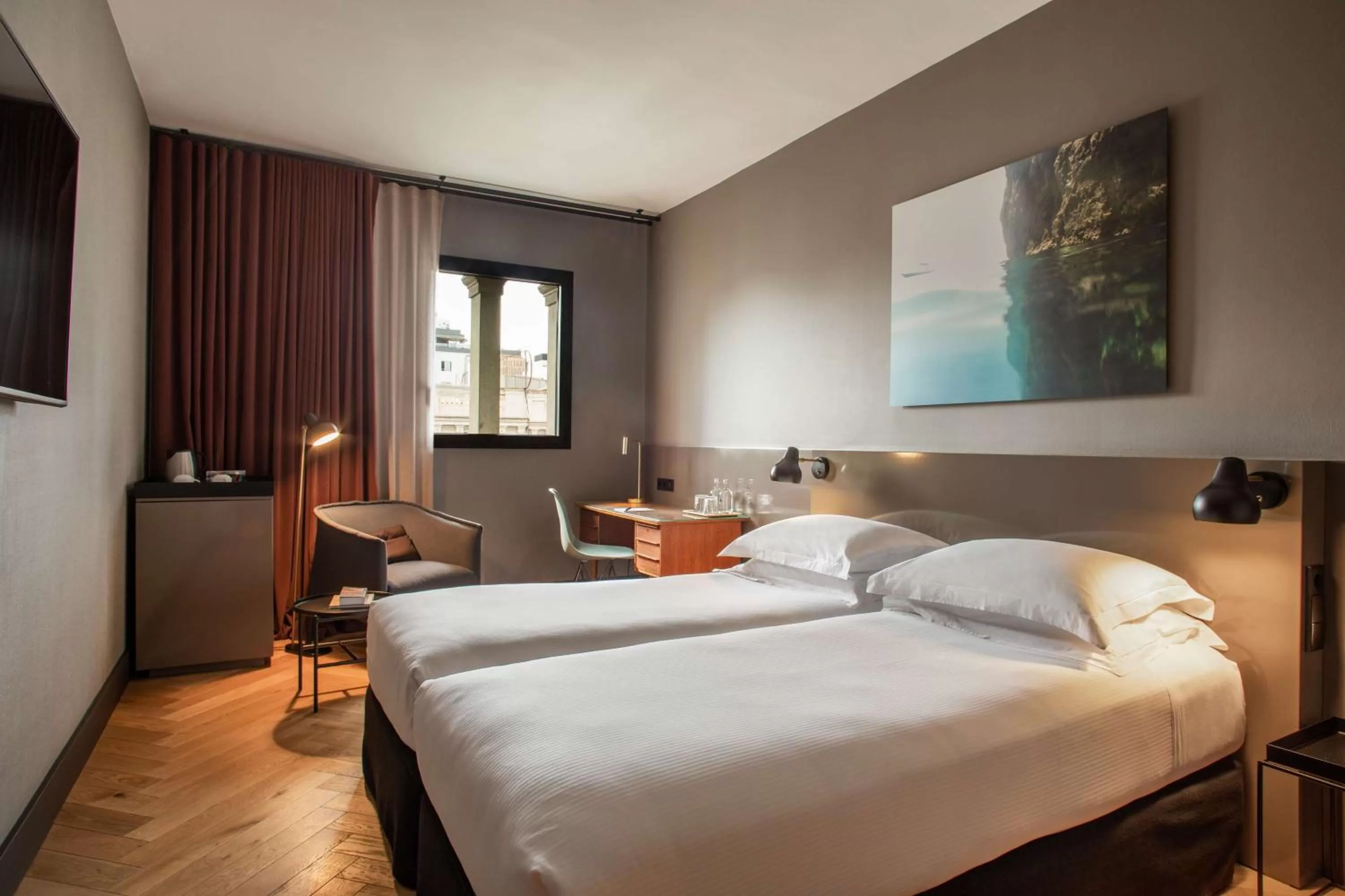 Bed in Alexandra Barcelona Hotel, Curio Collection by Hilton