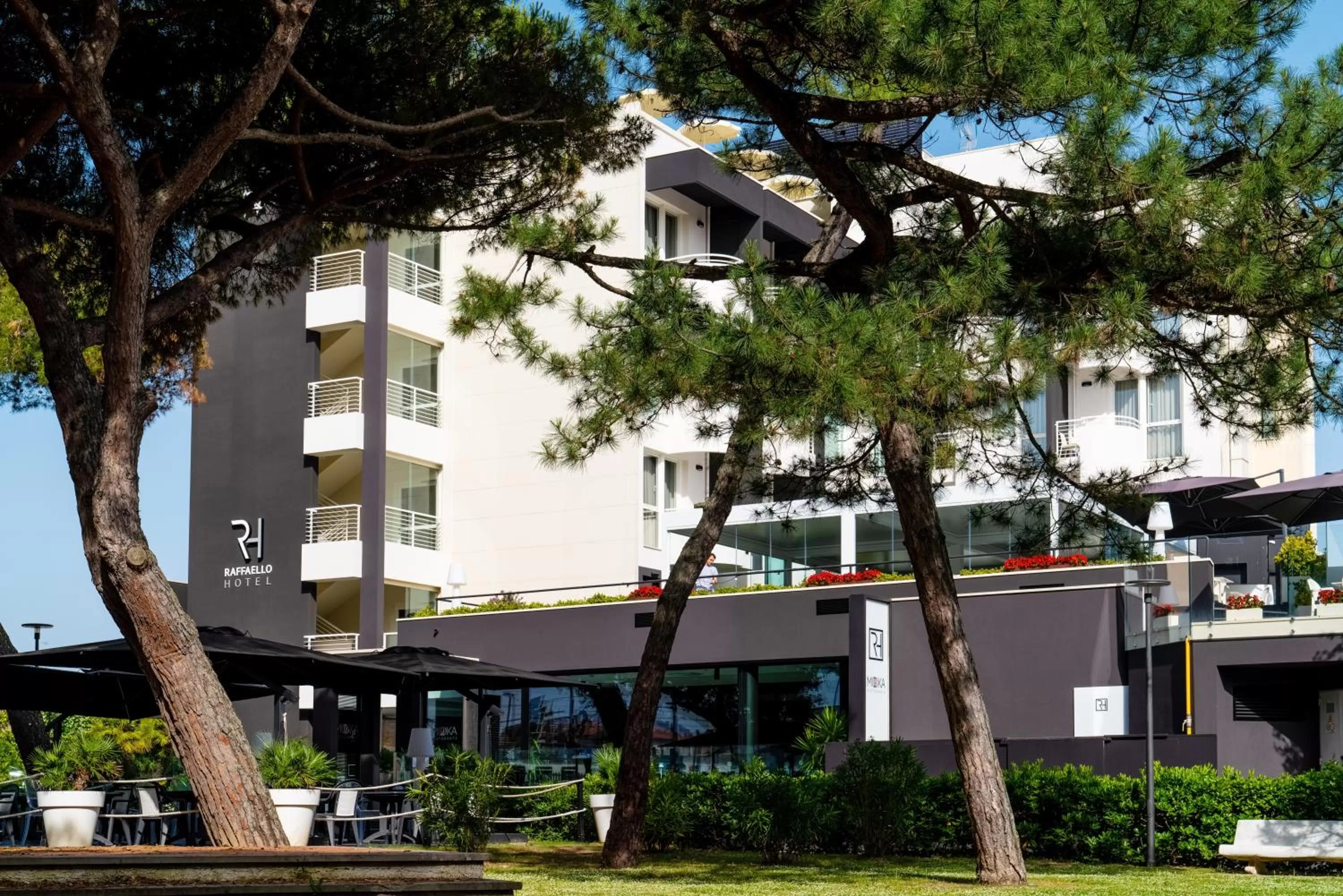 Property building in Raffaello Hotel & Mooka Restaurant