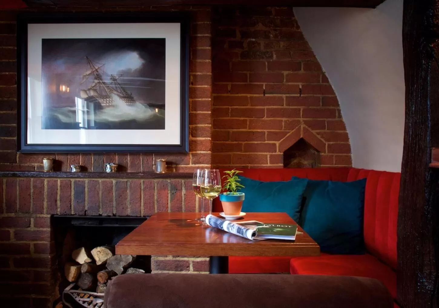 Lounge or bar in The Talbot Inn