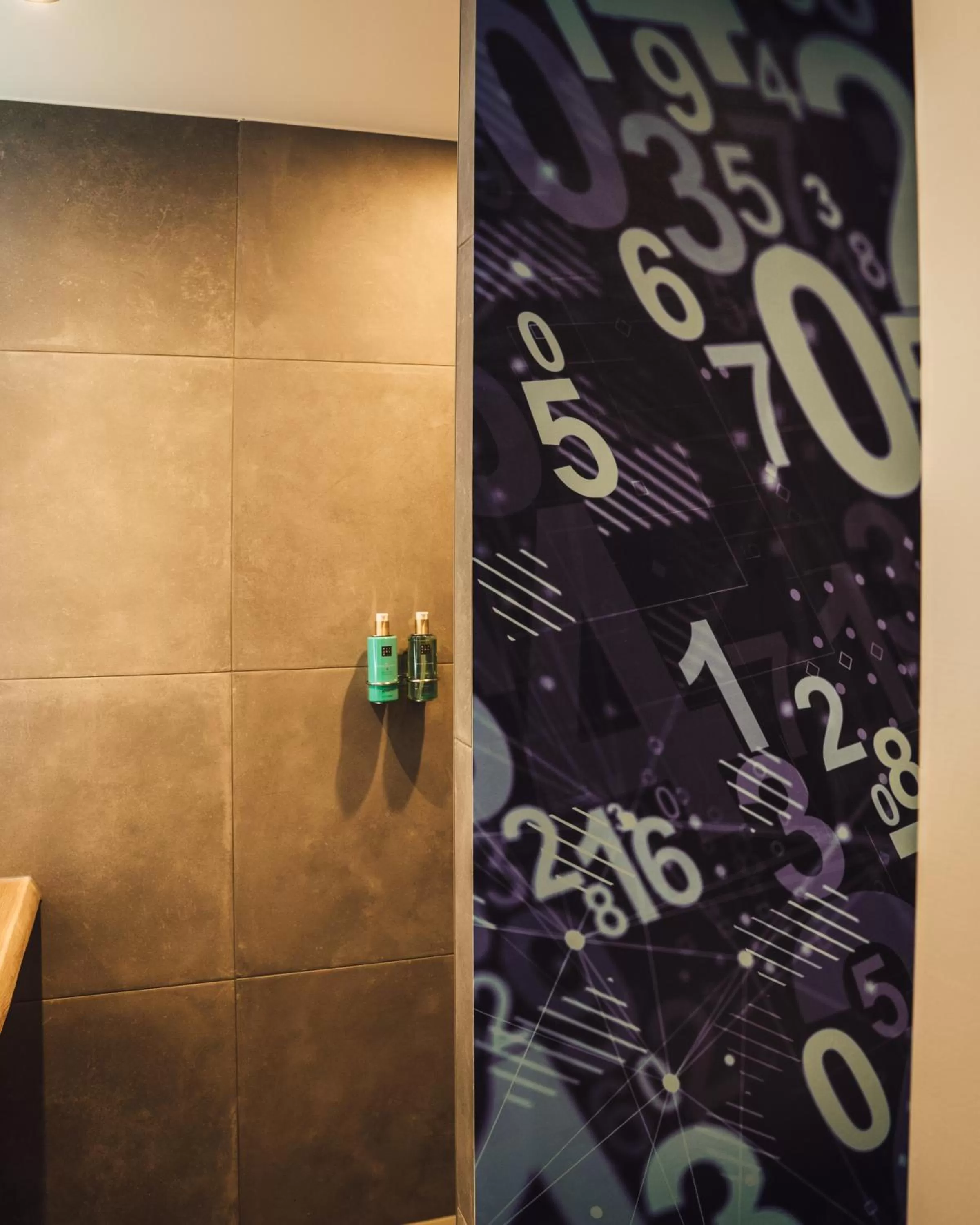 Bathroom in Oldschool Hotel