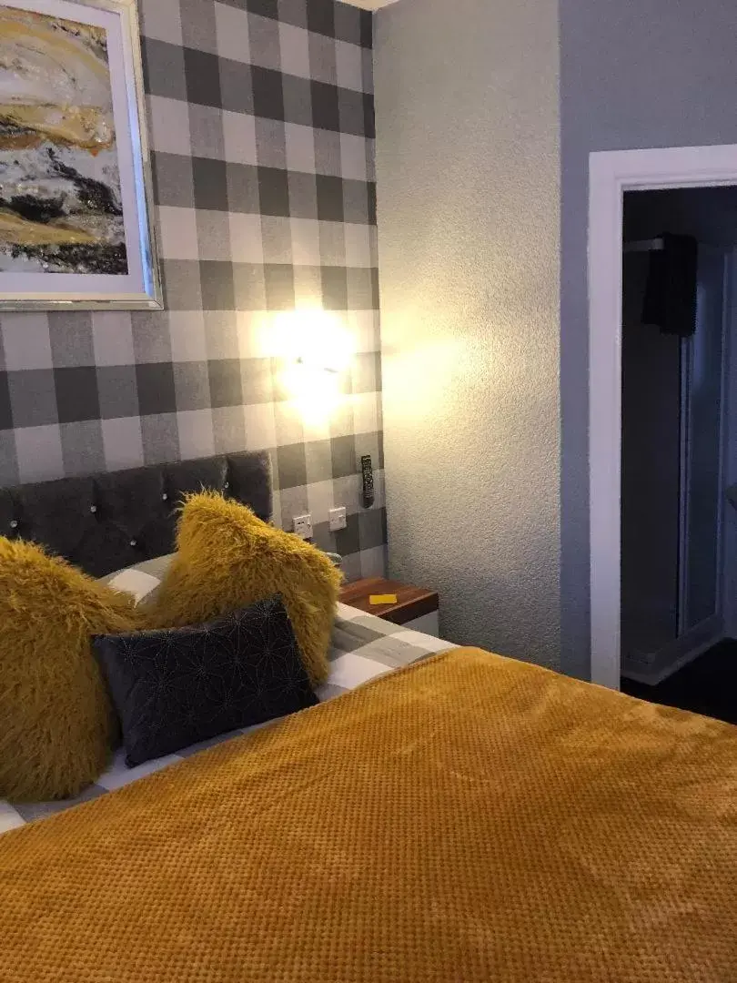 King Suite in Springfield Hotel King Suite in Springfield Hotel