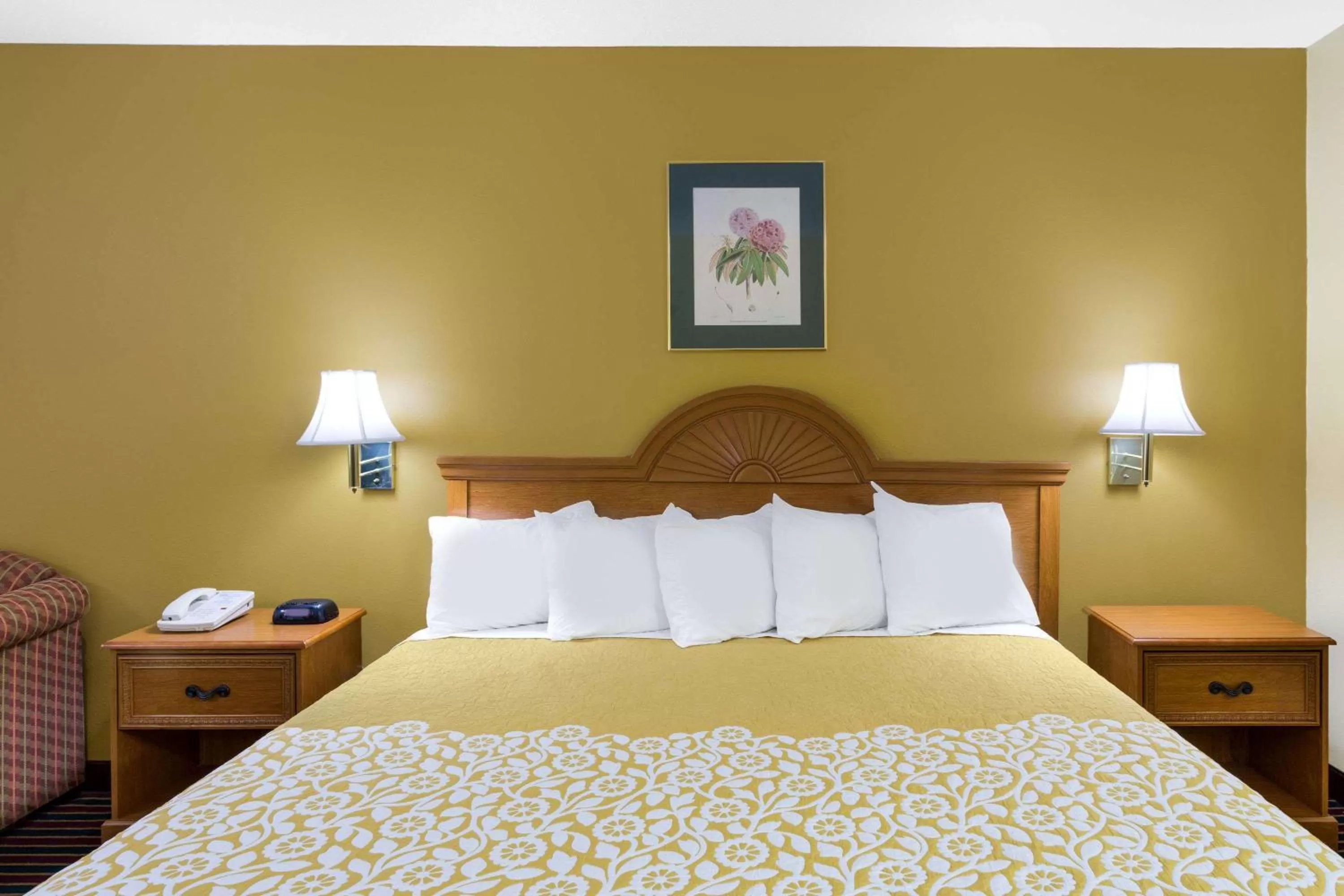 Photo of the whole room, Bed in Days Inn by Wyndham Biscoe