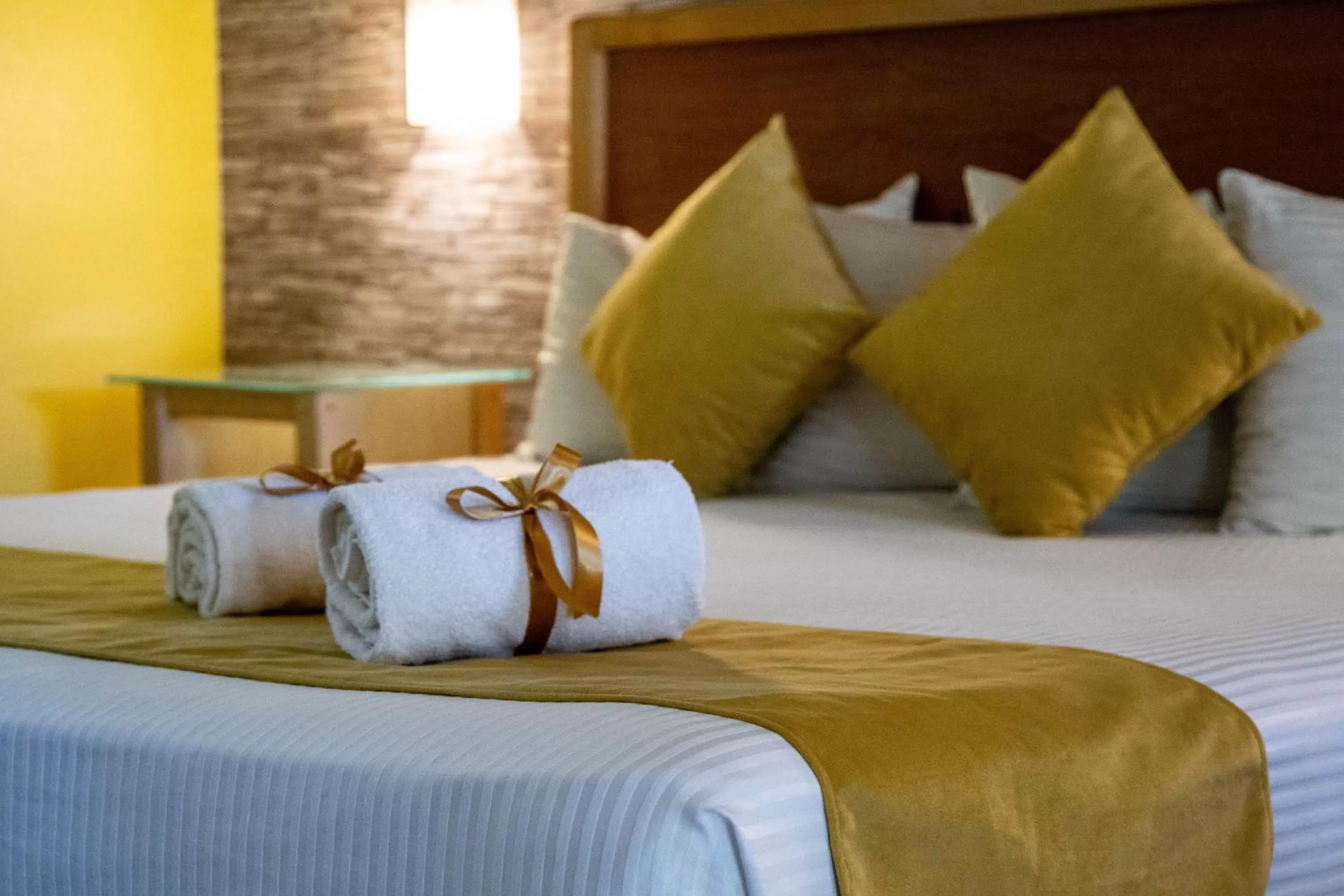 Bed in Hotel Colonial Mexicali