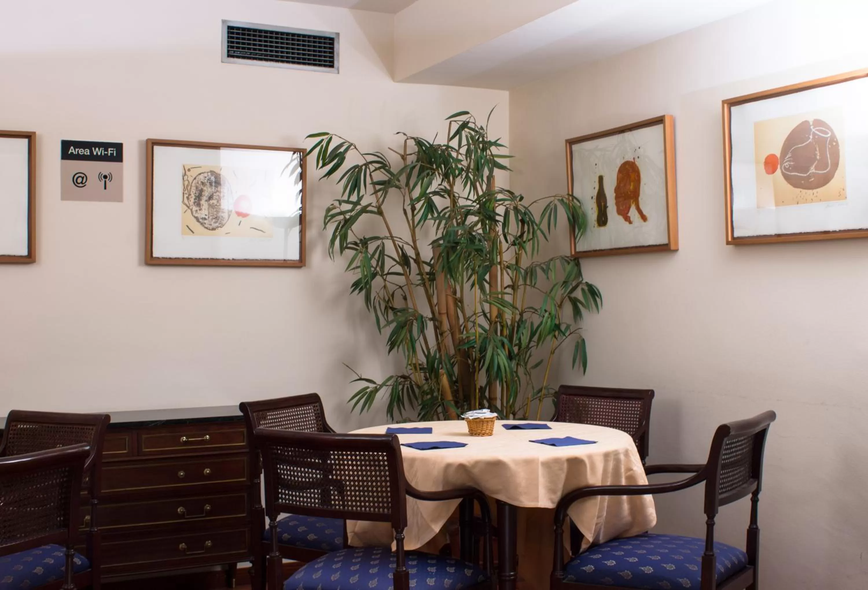 Restaurant/places to eat in Atlantis by Atbcn