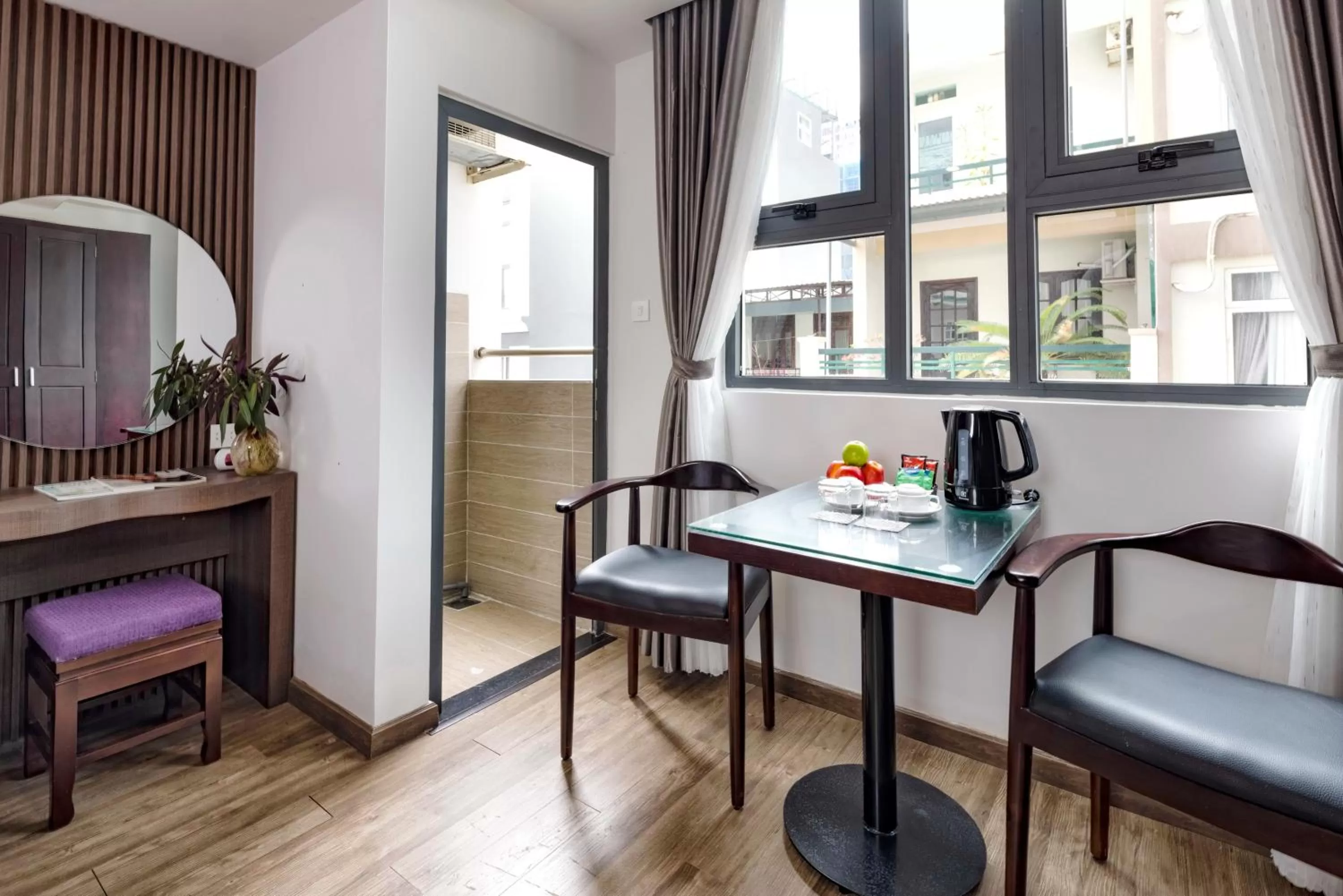 Property building in Azura Gold Hotel & Apartment