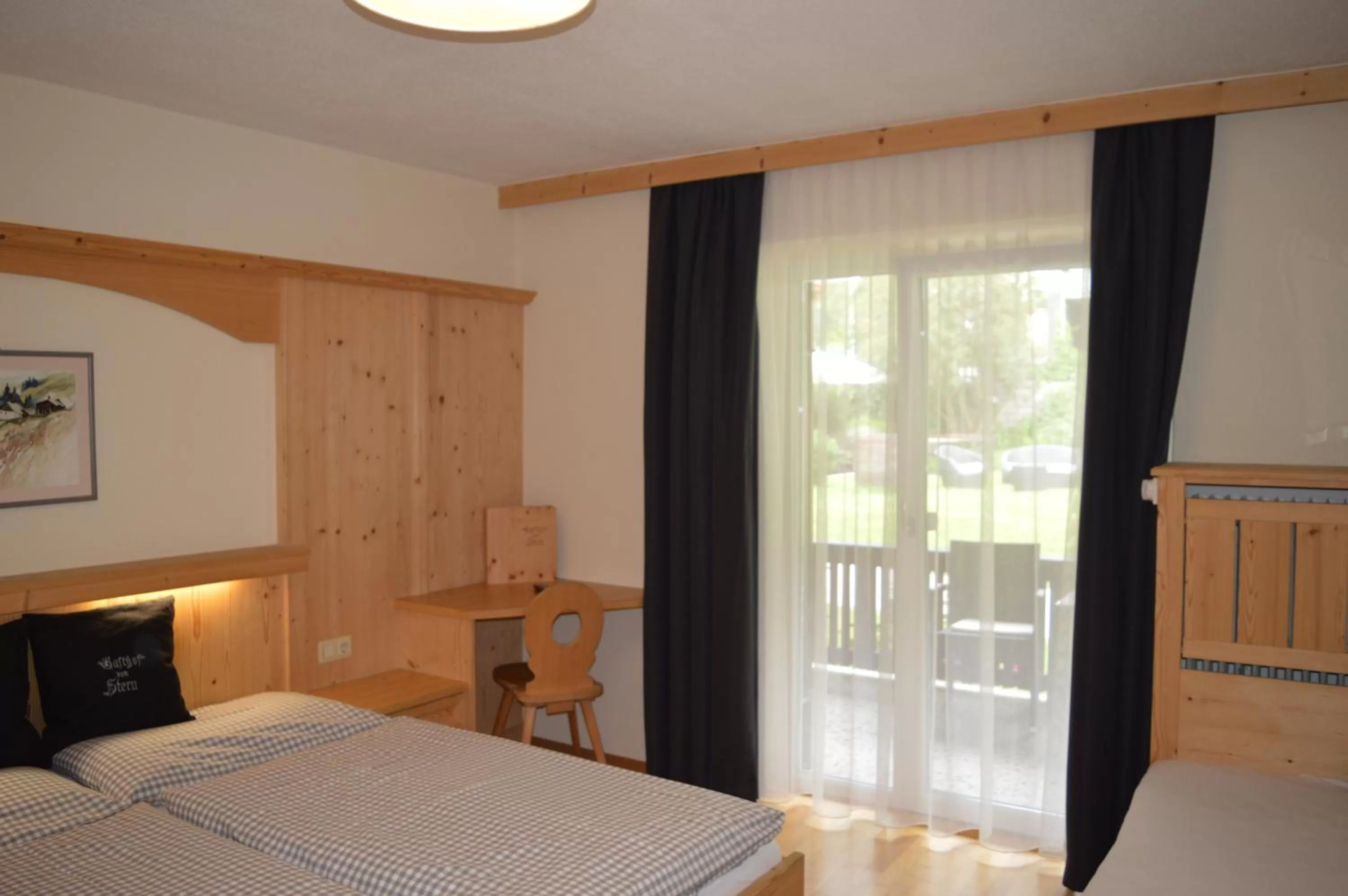 Photo of the whole room, Bed in Gasthof zum Stern