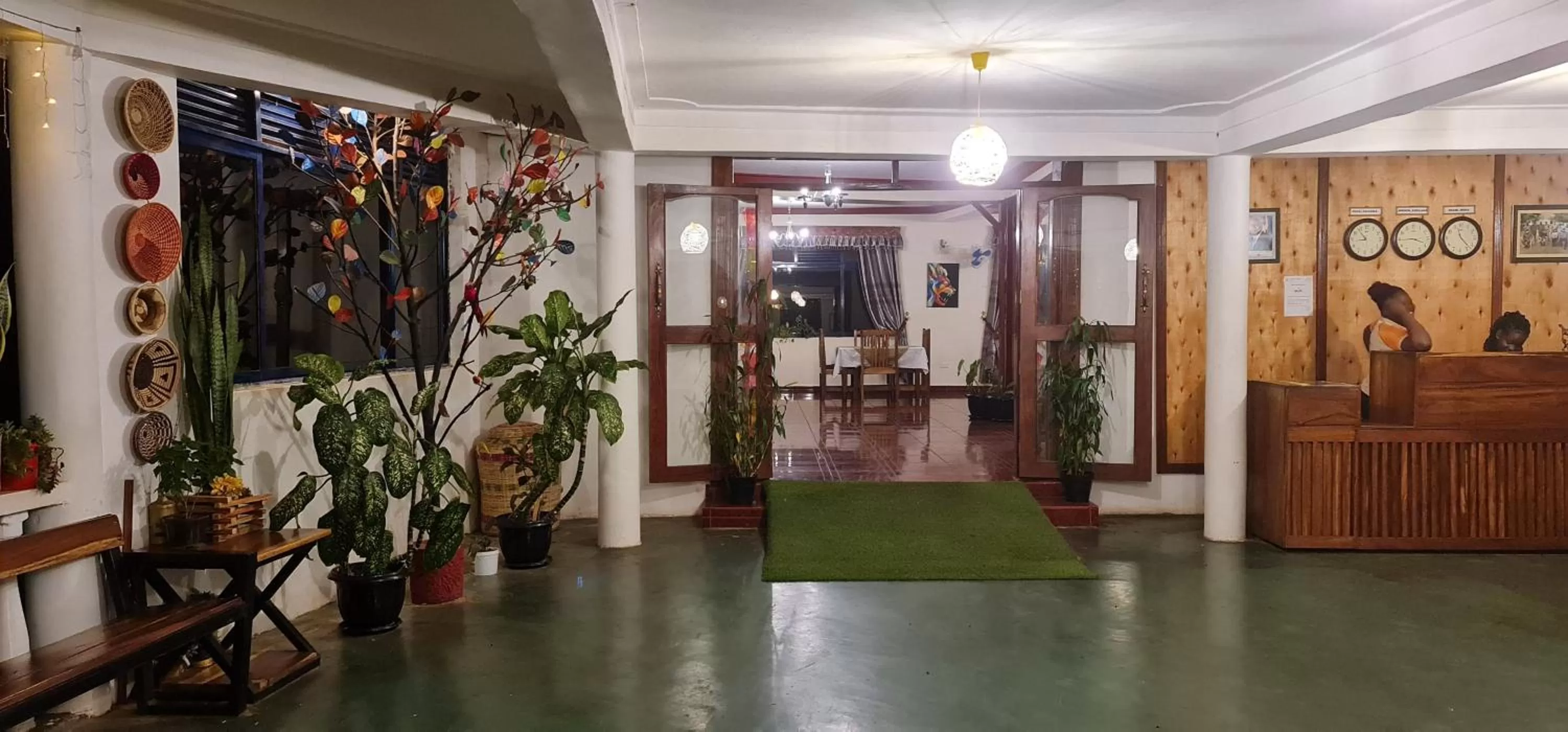 Restaurant/places to eat in Northern Pearl