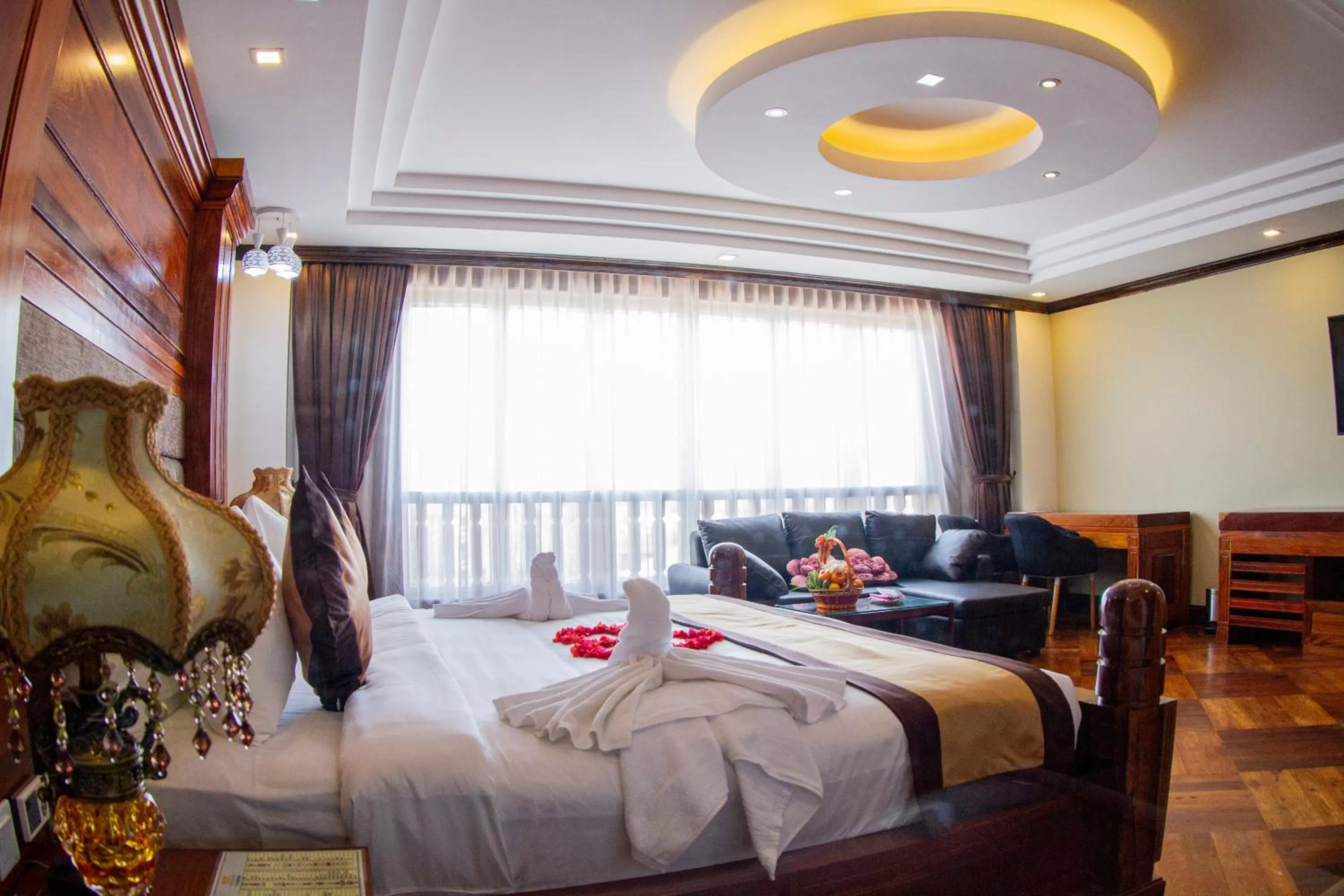 Bedroom, Bed in Kampong Thom Palace Hotel