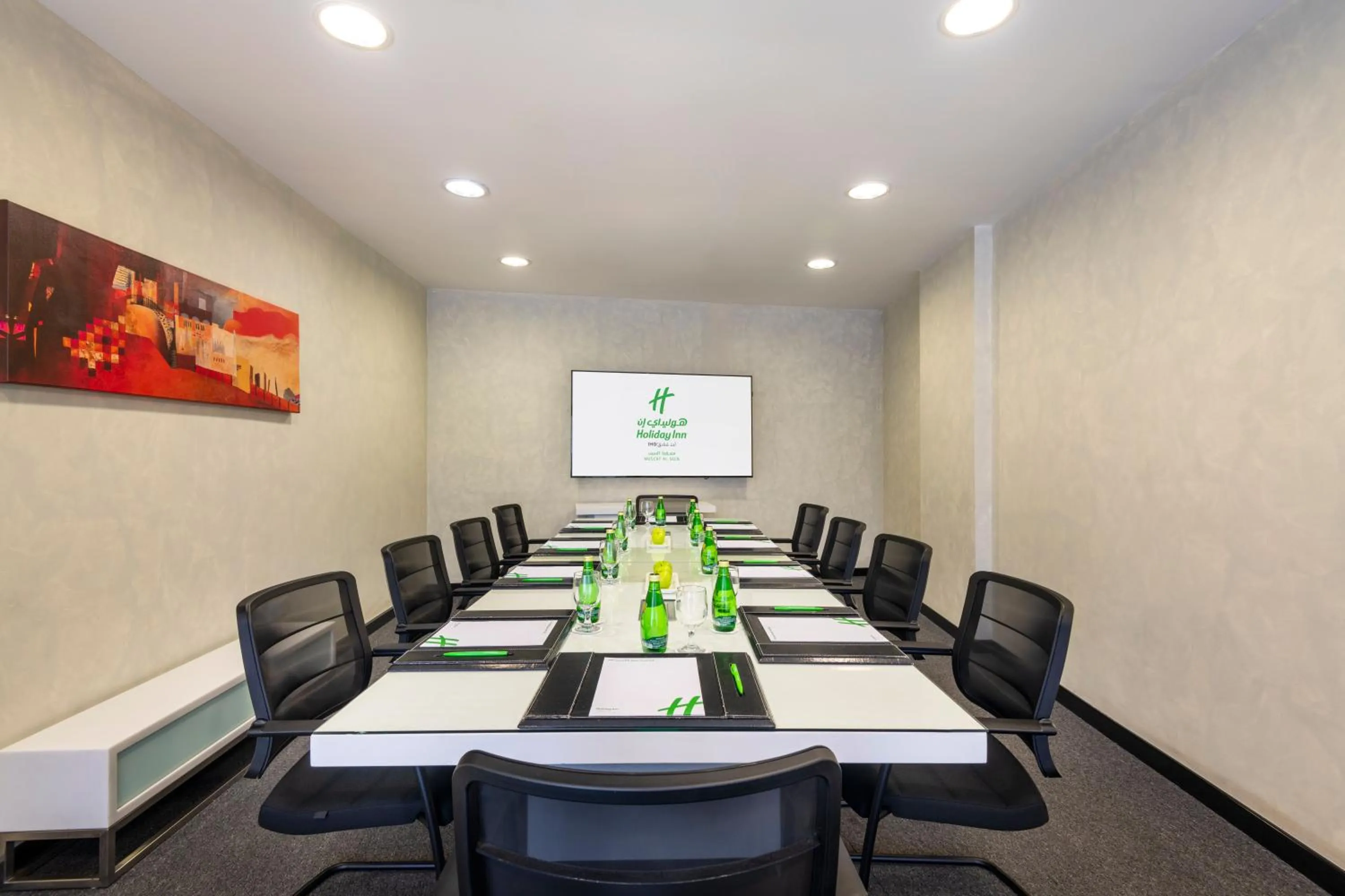 Meeting/conference room in Holiday Inn Muscat AlSeeb by IHG