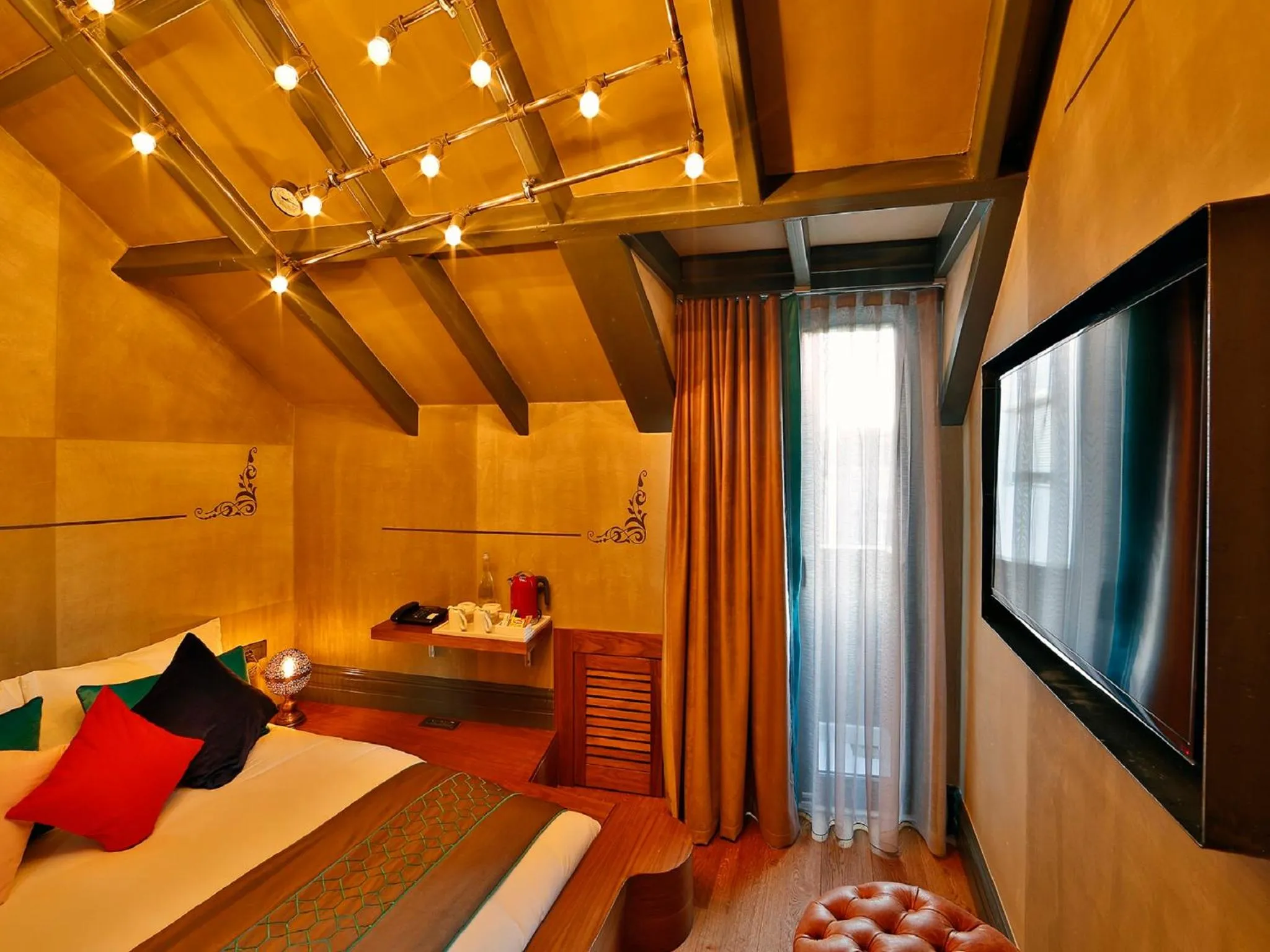 Coffee/tea facilities, Bed in Sanat Boutique Hotel Pera