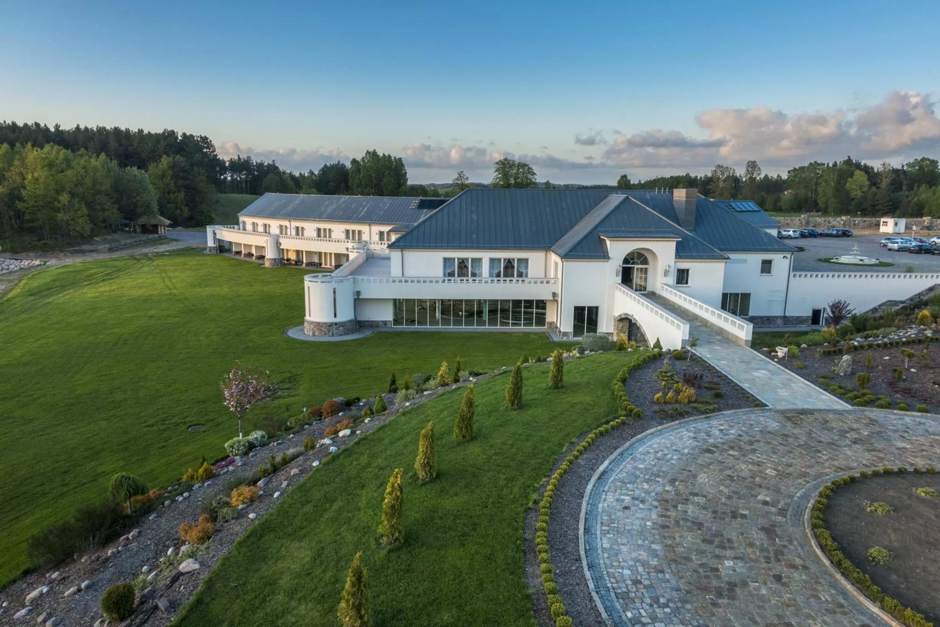 Property building in Hotel Kiston