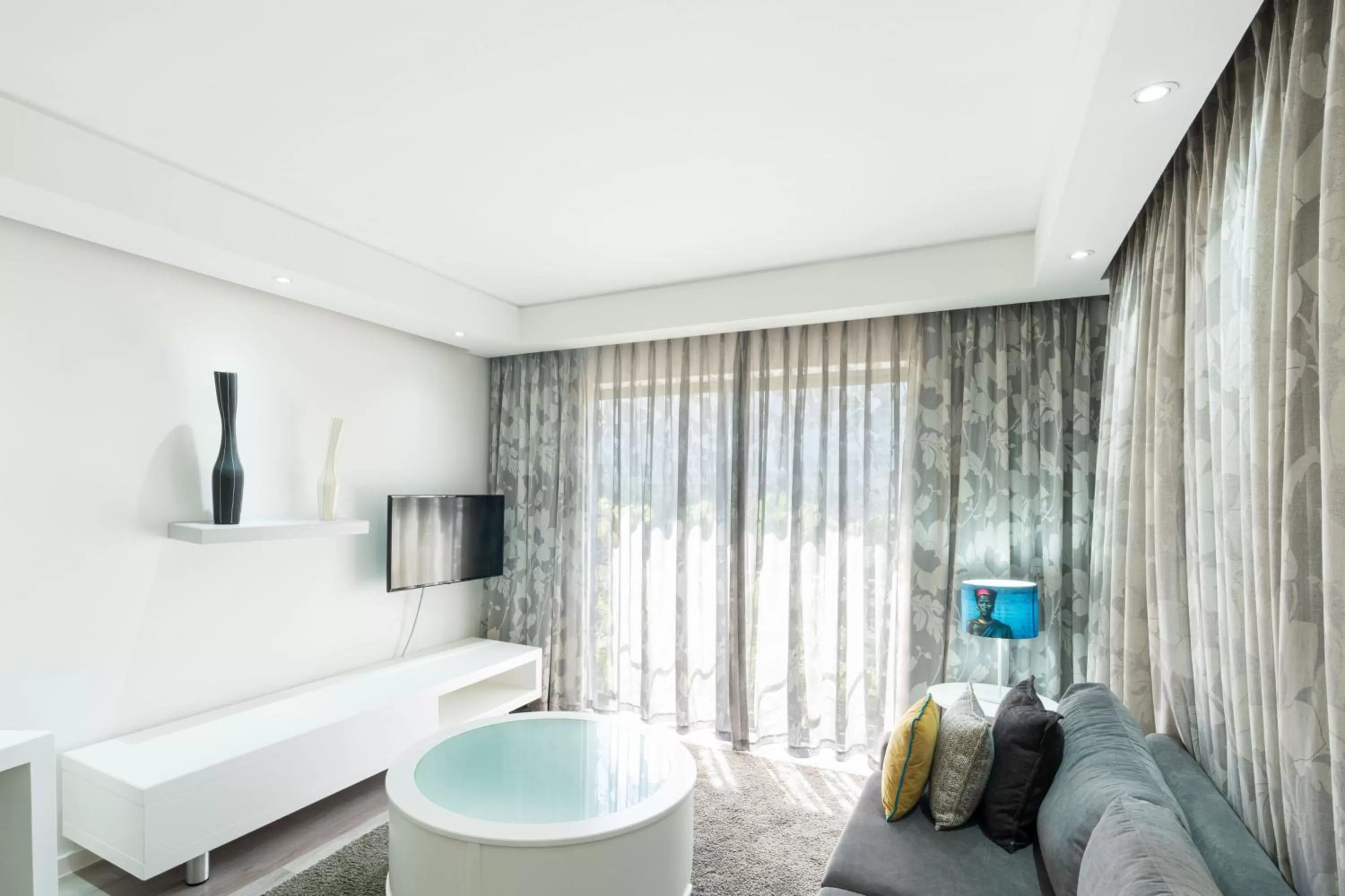 Living room in Protea Hotel by Marriott Cape Town North Wharf