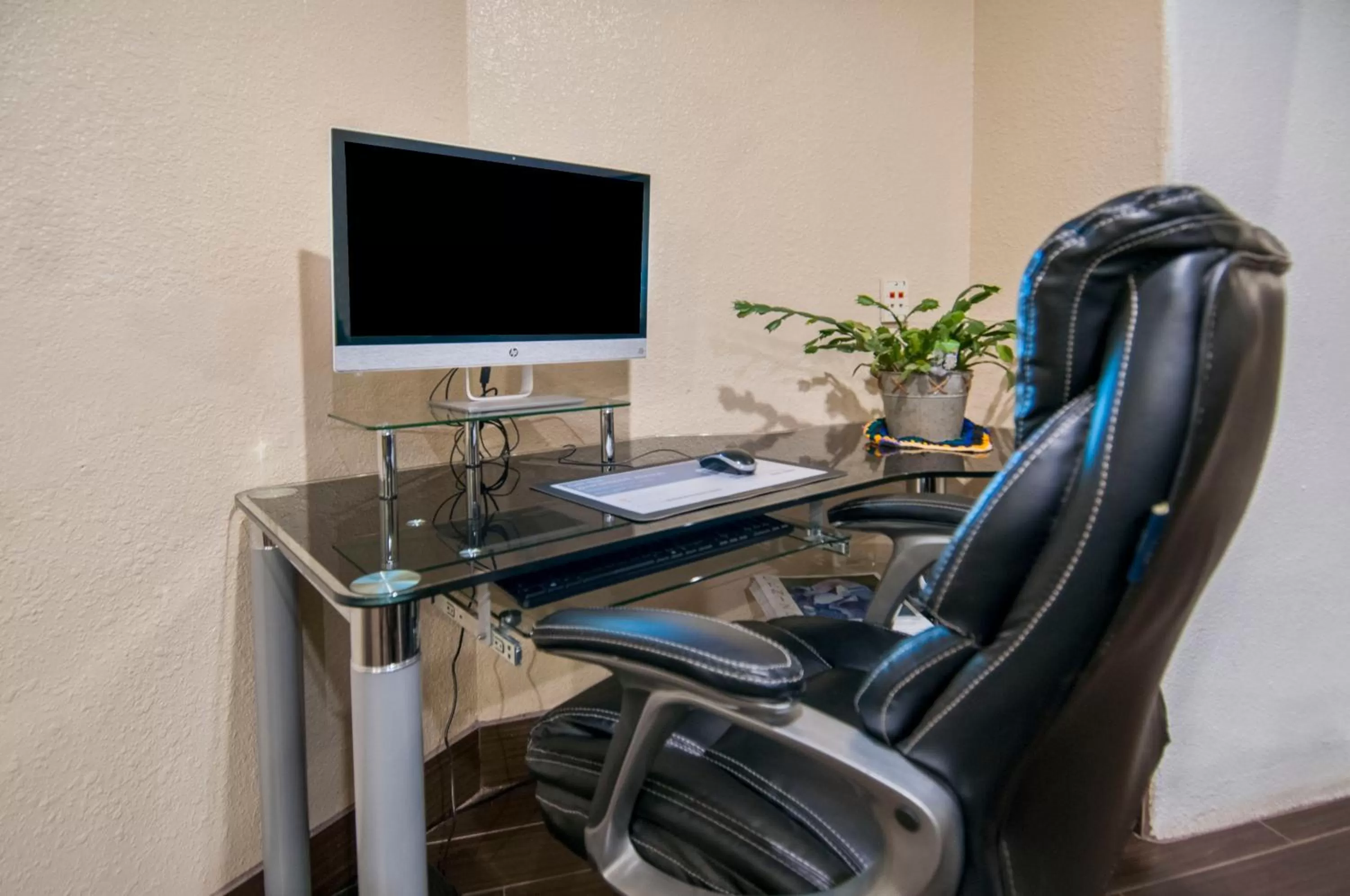 Business facilities in Quality Inn Alpine