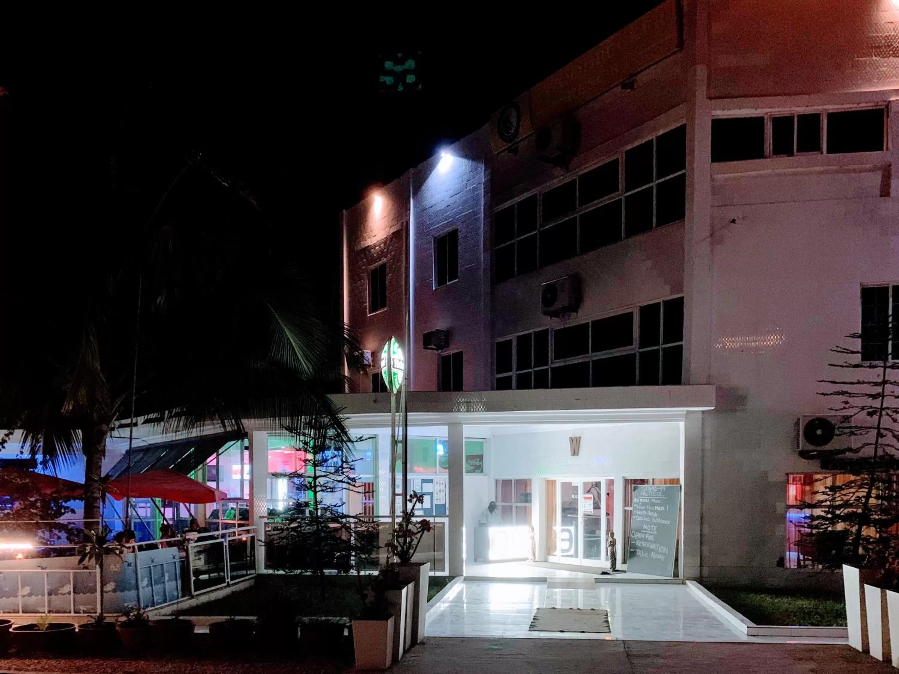 Property building in Woodpecker Resort Hotel