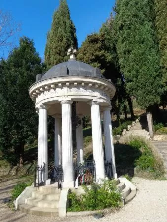 Nearby landmark in Villa Fior di Robinia