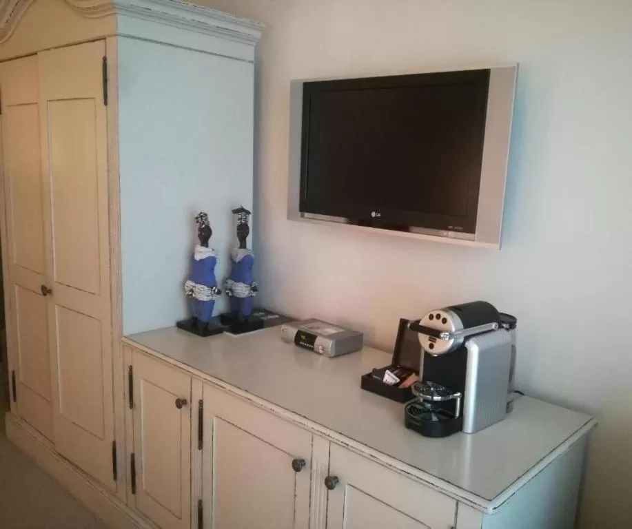 Coffee/tea facilities in Sugar Hotel