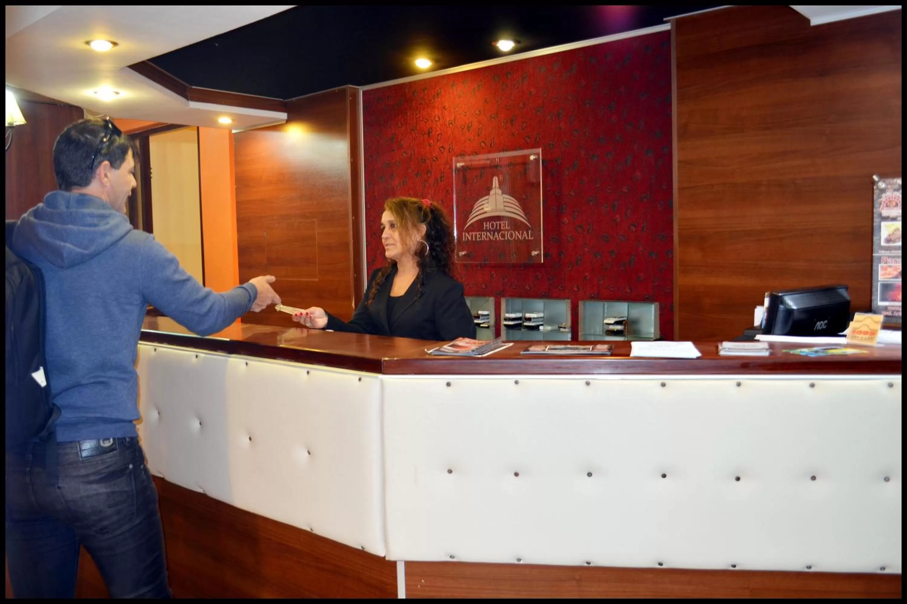 Staff, Lobby/Reception in Hotel Internacional