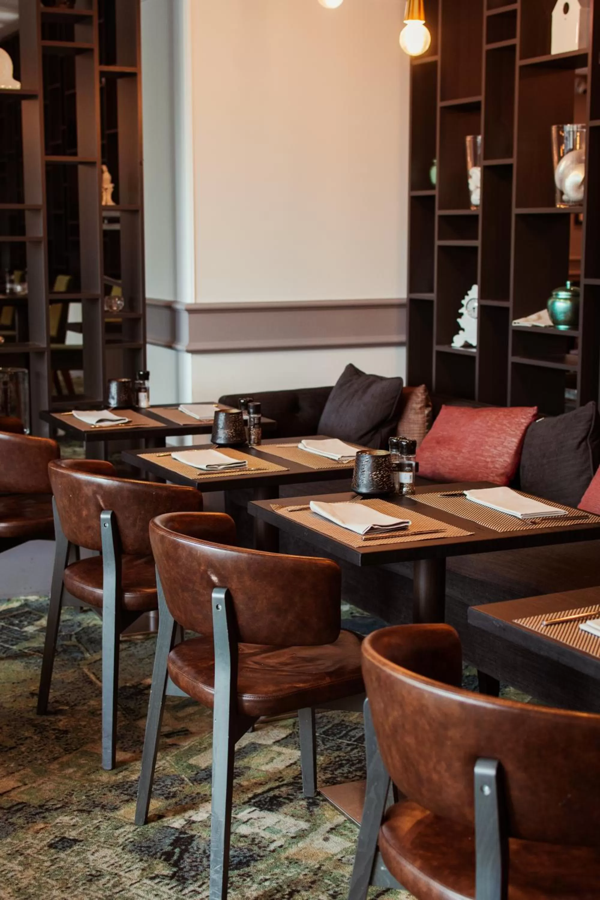 Restaurant/places to eat in Crowne Plaza Antwerpen by IHG