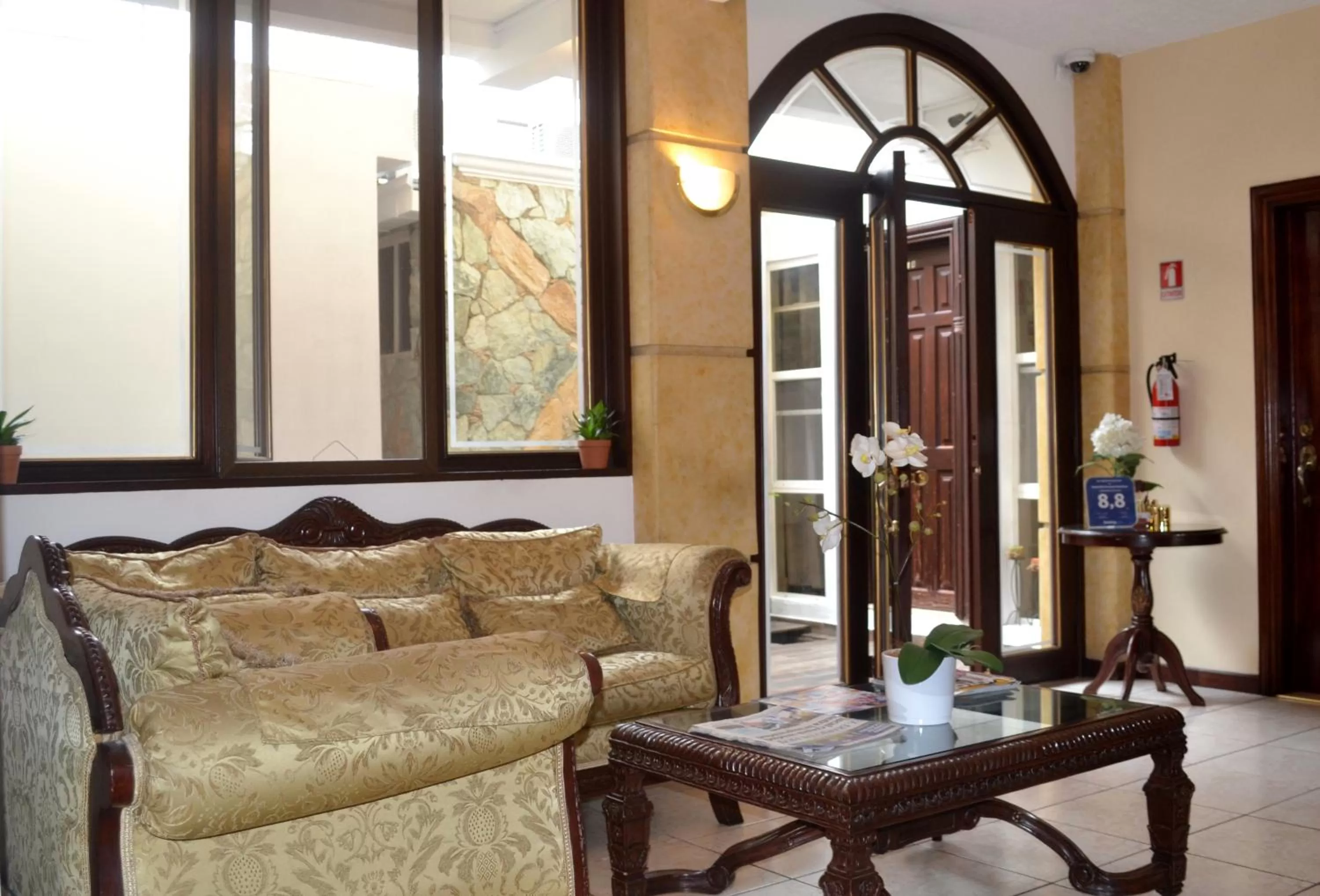 Lobby or reception in Hotel Villa Florencia Zona Rosa