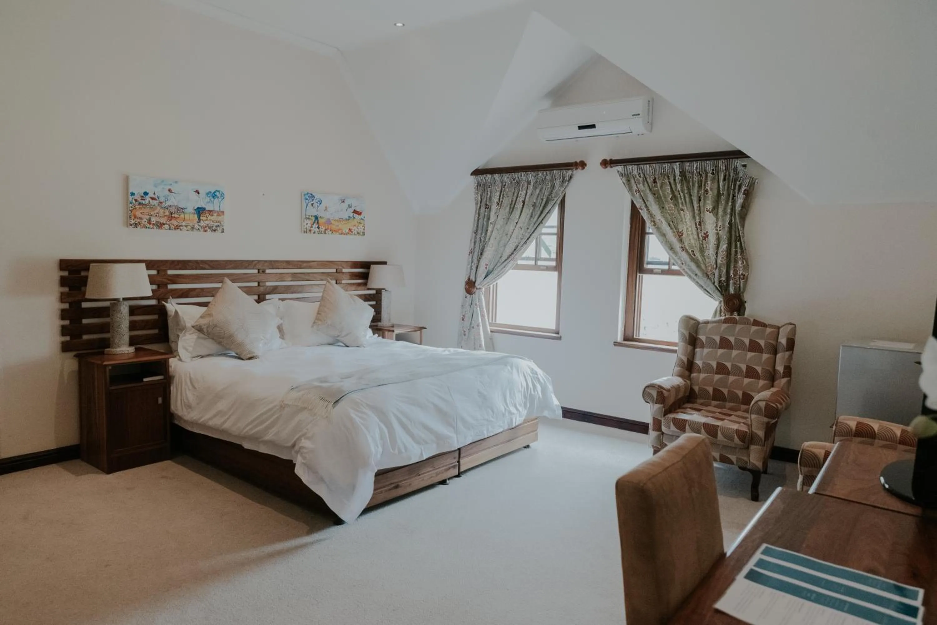 Bed in Cana Vineyard Guesthouse