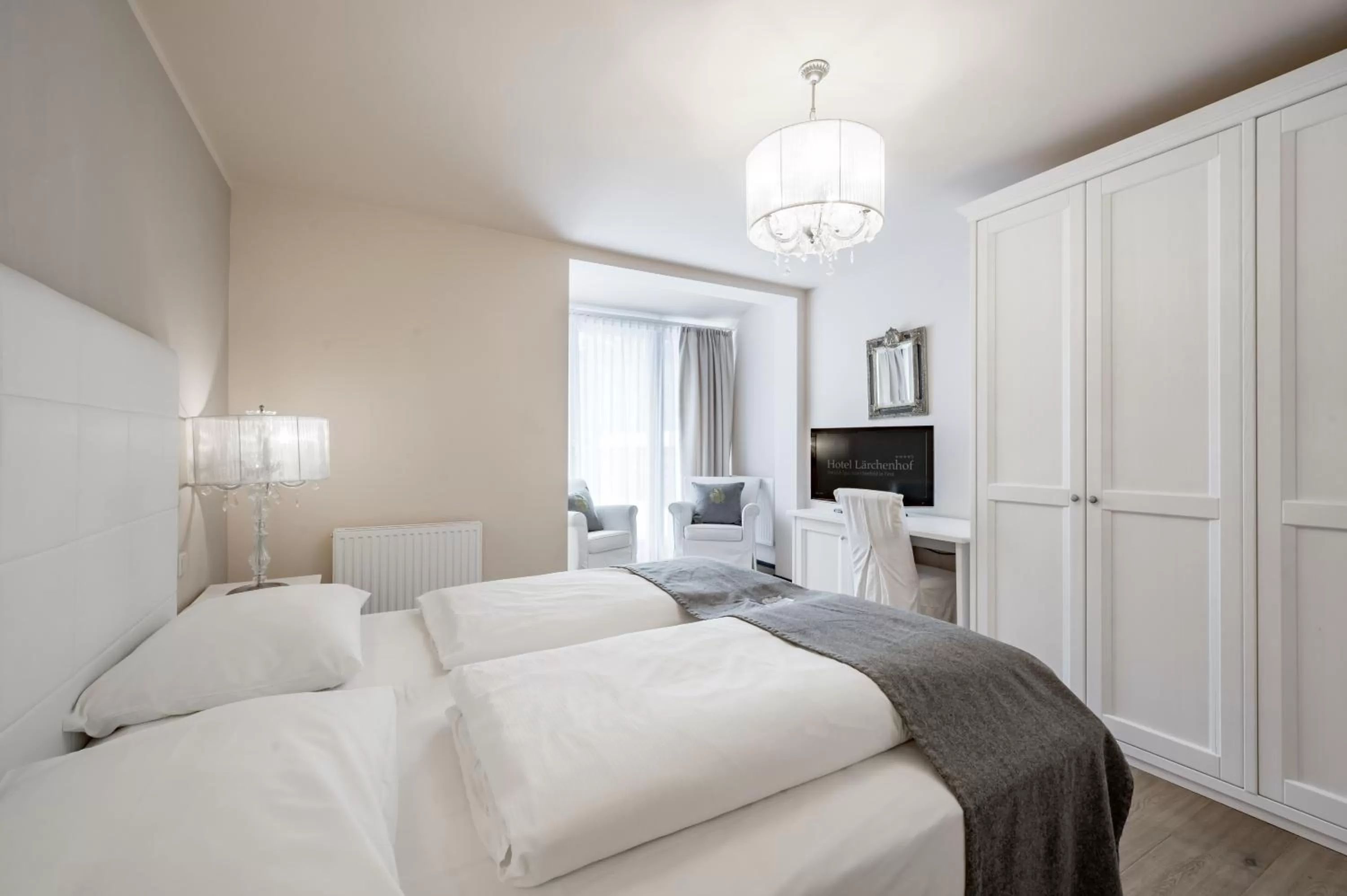 Photo of the whole room, Bed in Natur & Spa Hotel Lärchenhof