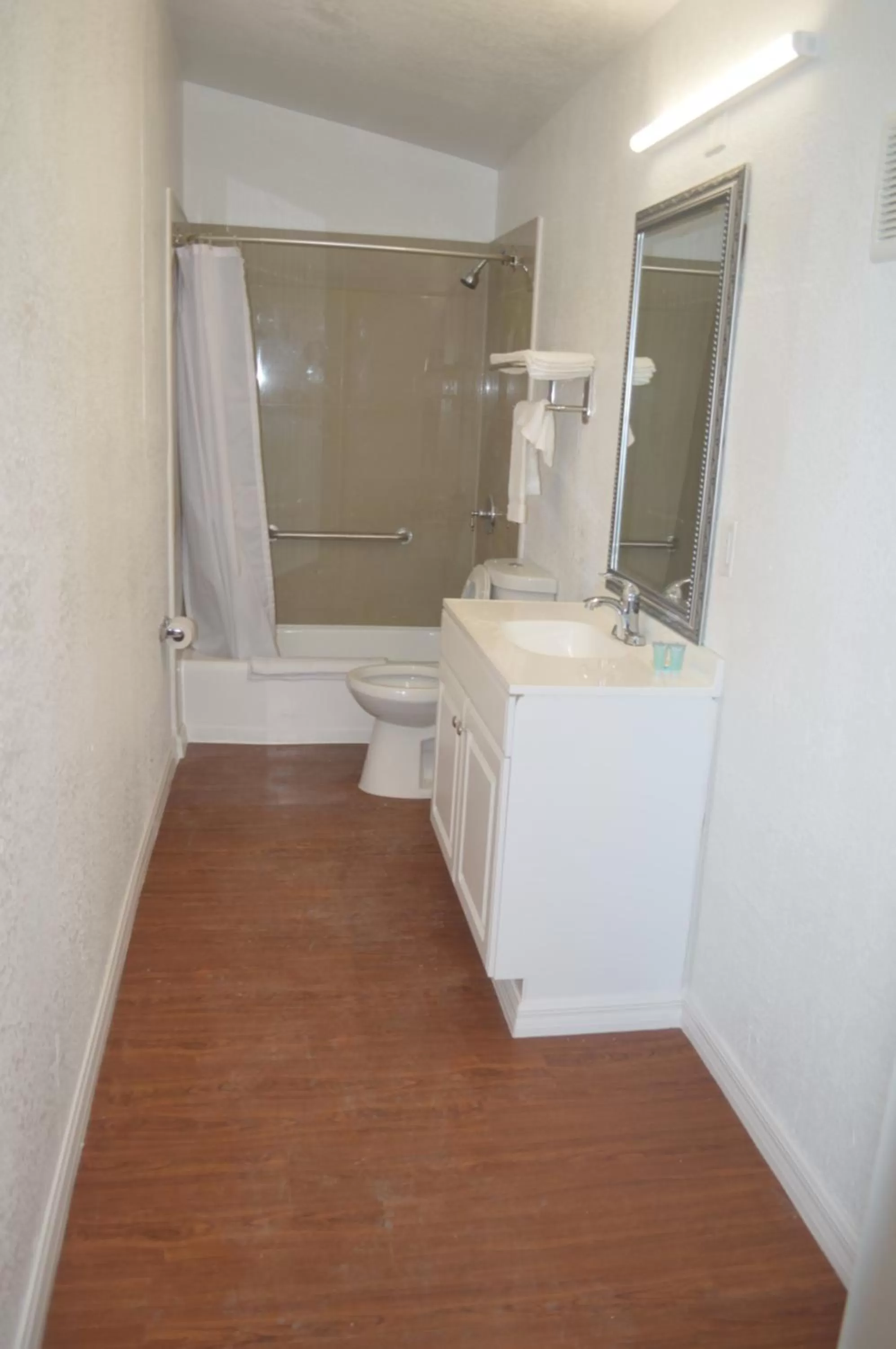 Bathroom in Tarpon Inn