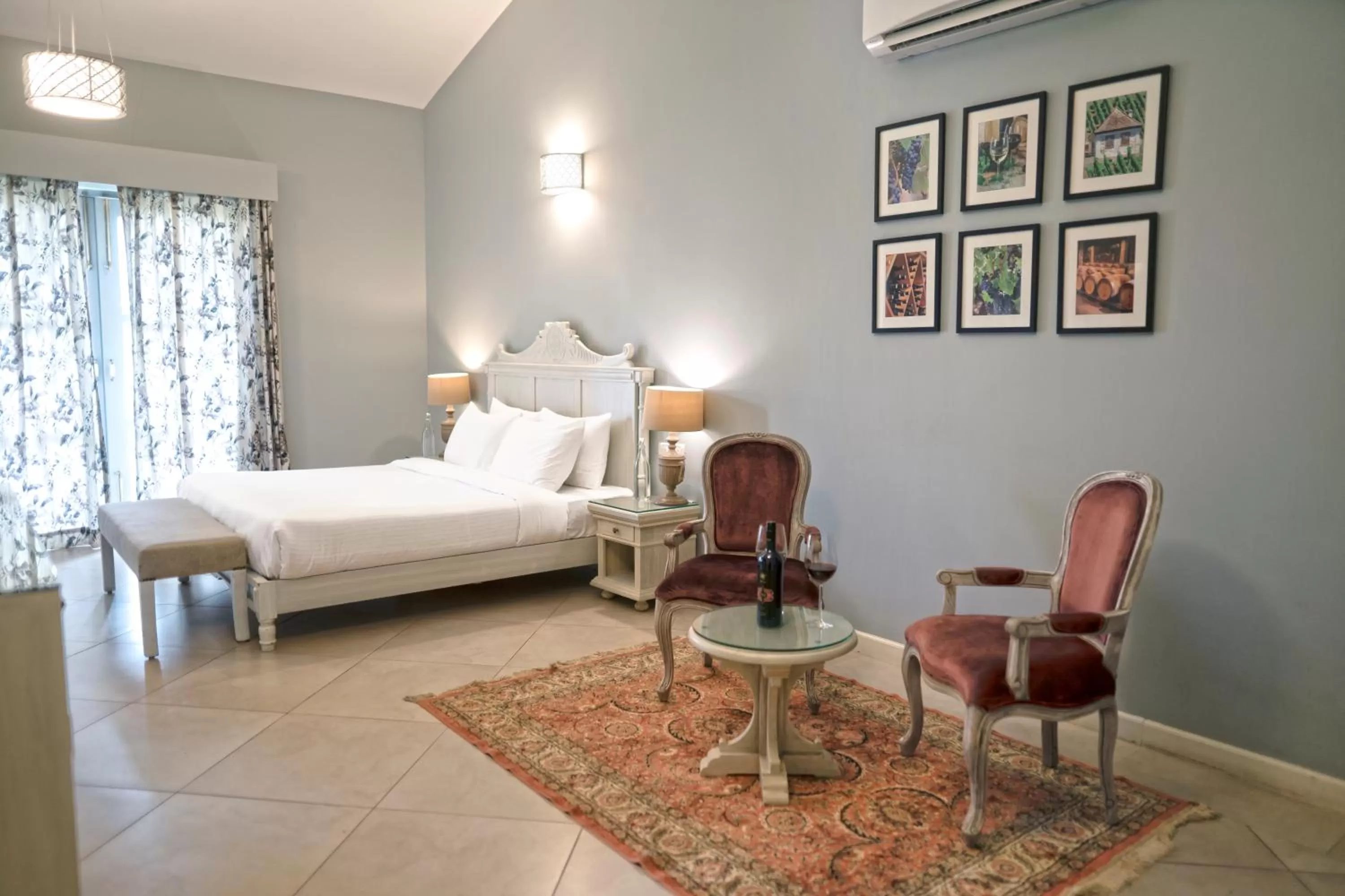 Bedroom in The Source At Sula