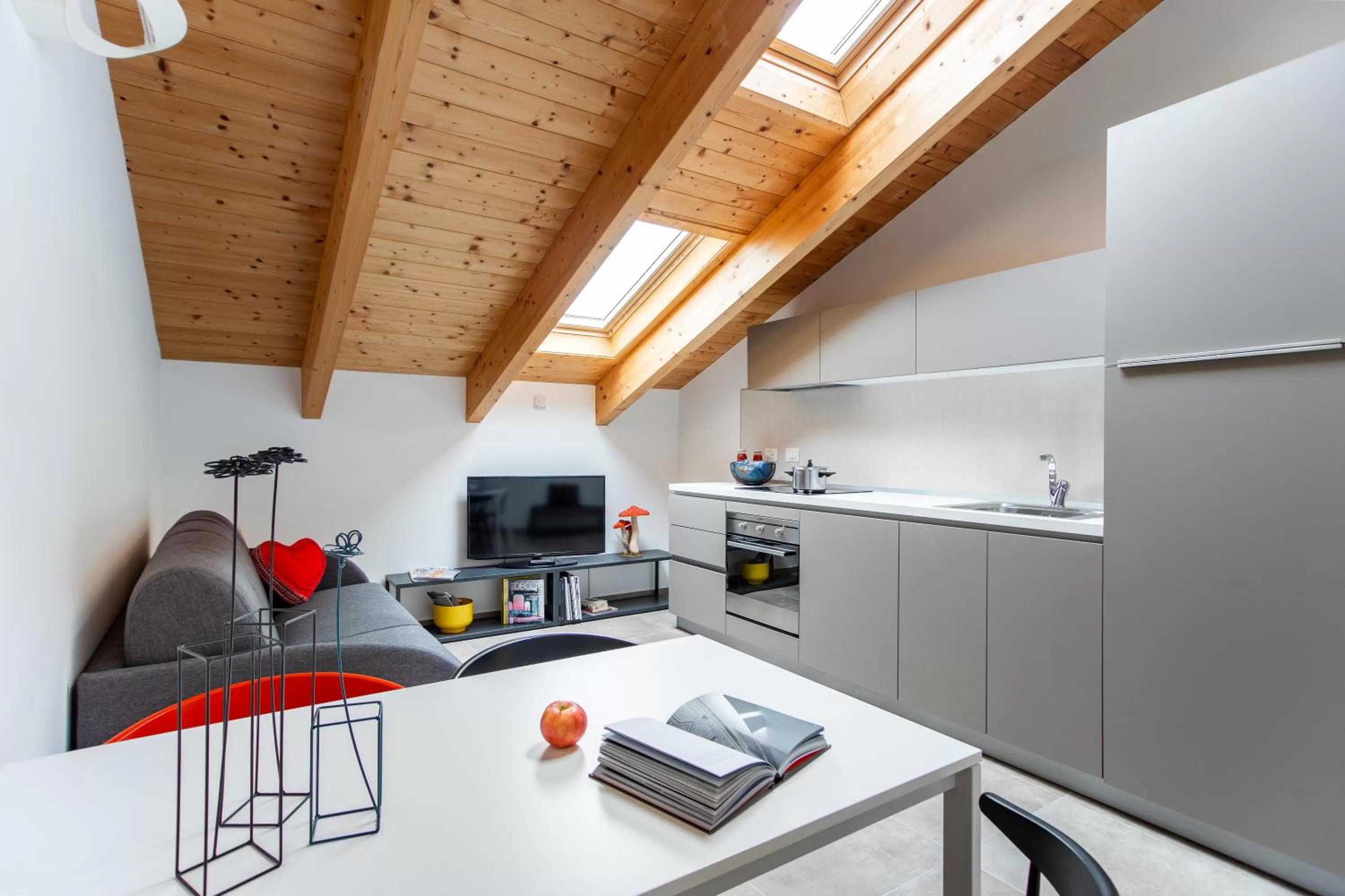 Kitchen or kitchenette in Aurum Aparthotels Pianell 10