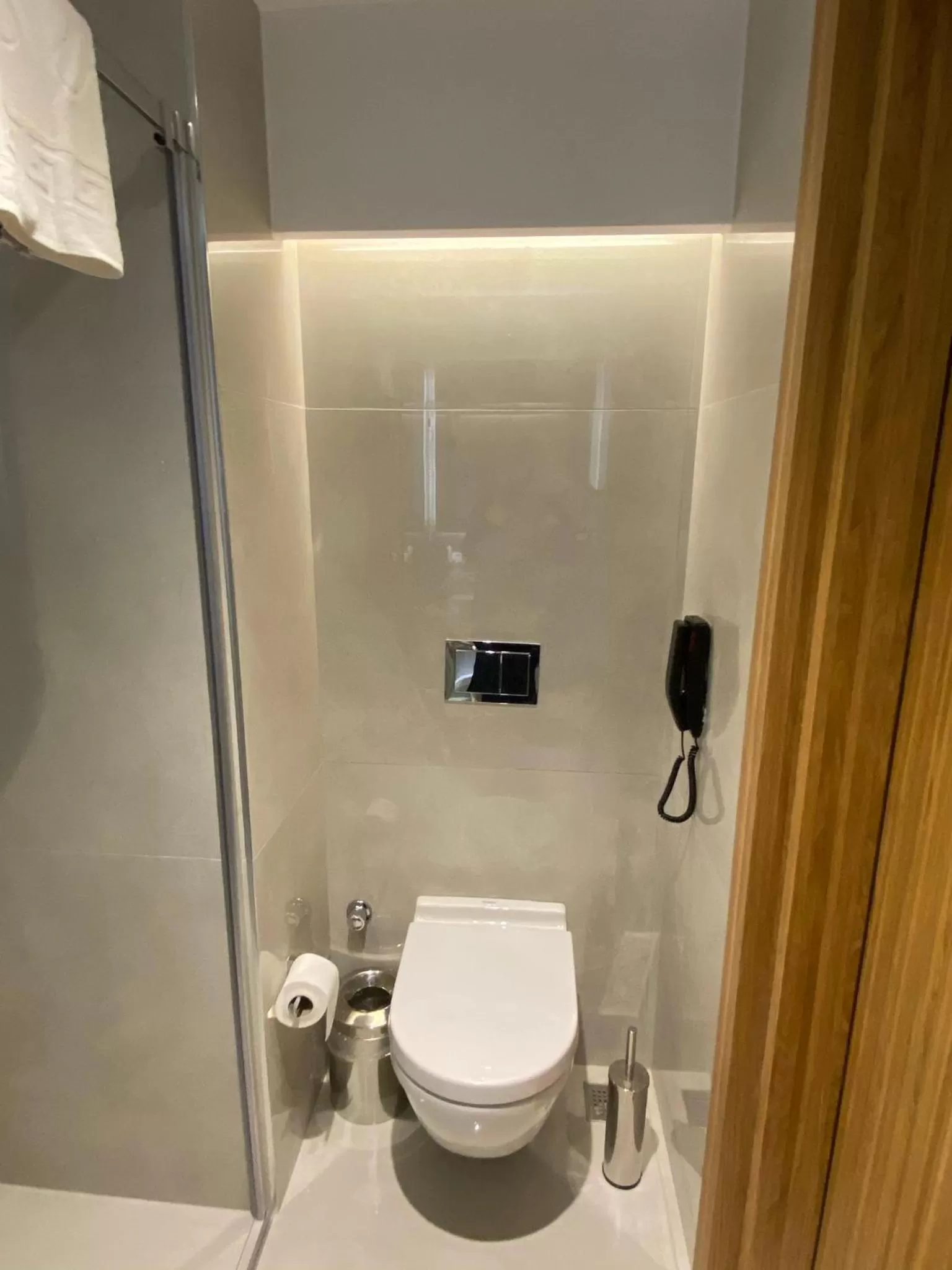 Bathroom in Lady Diana Hotel