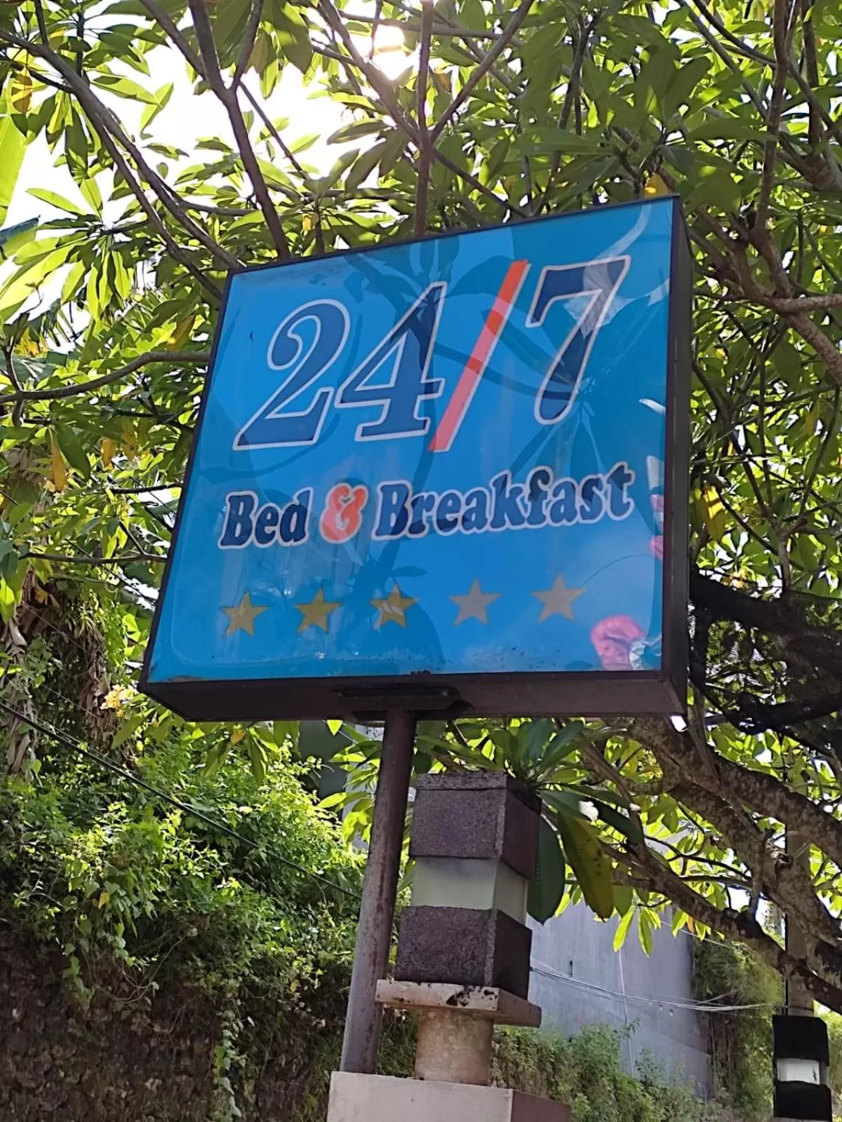 Logo/Certificate/Sign in 24/7 Bed & Breakfast