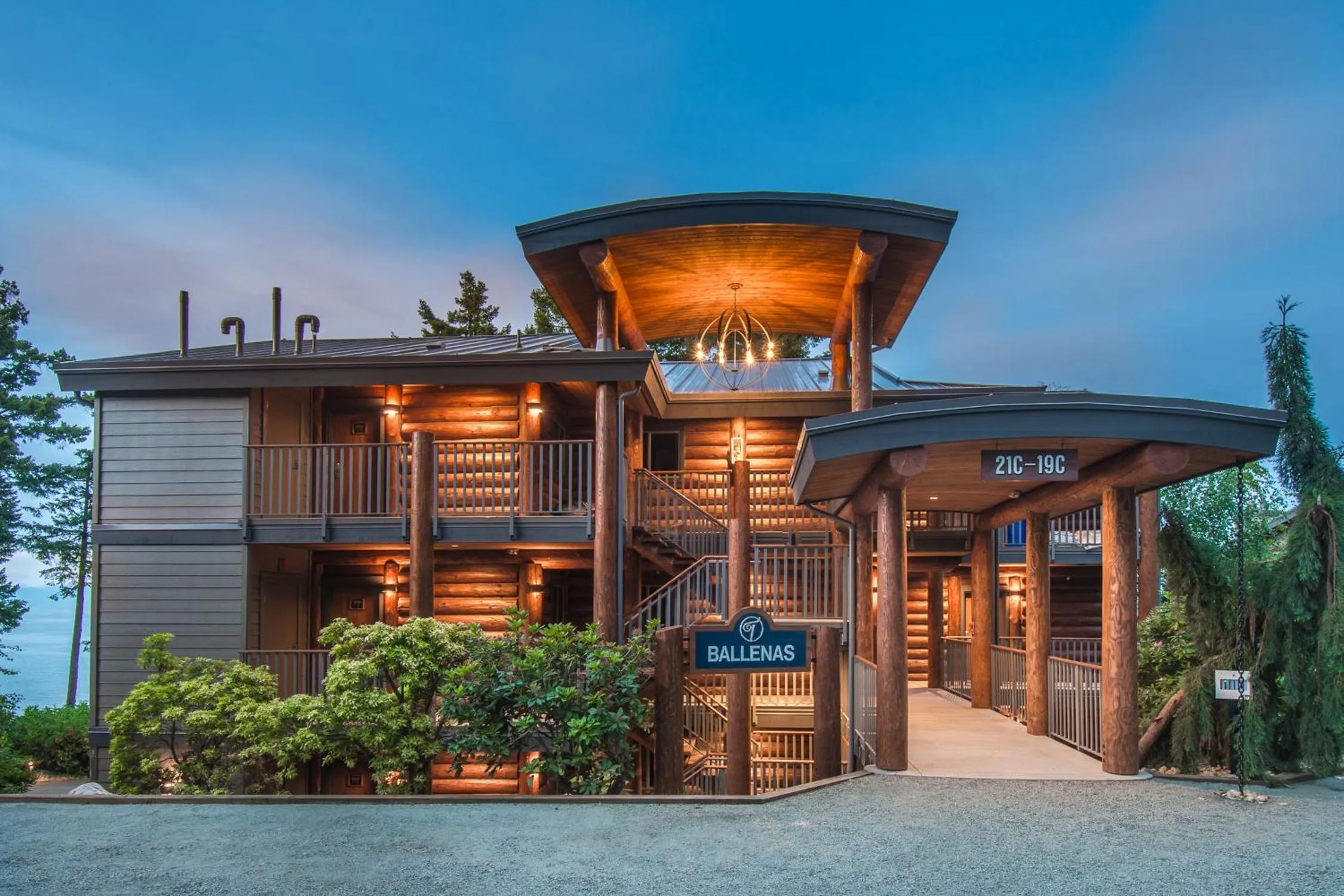 Property building in Tigh-Na-Mara Seaside Spa Resort