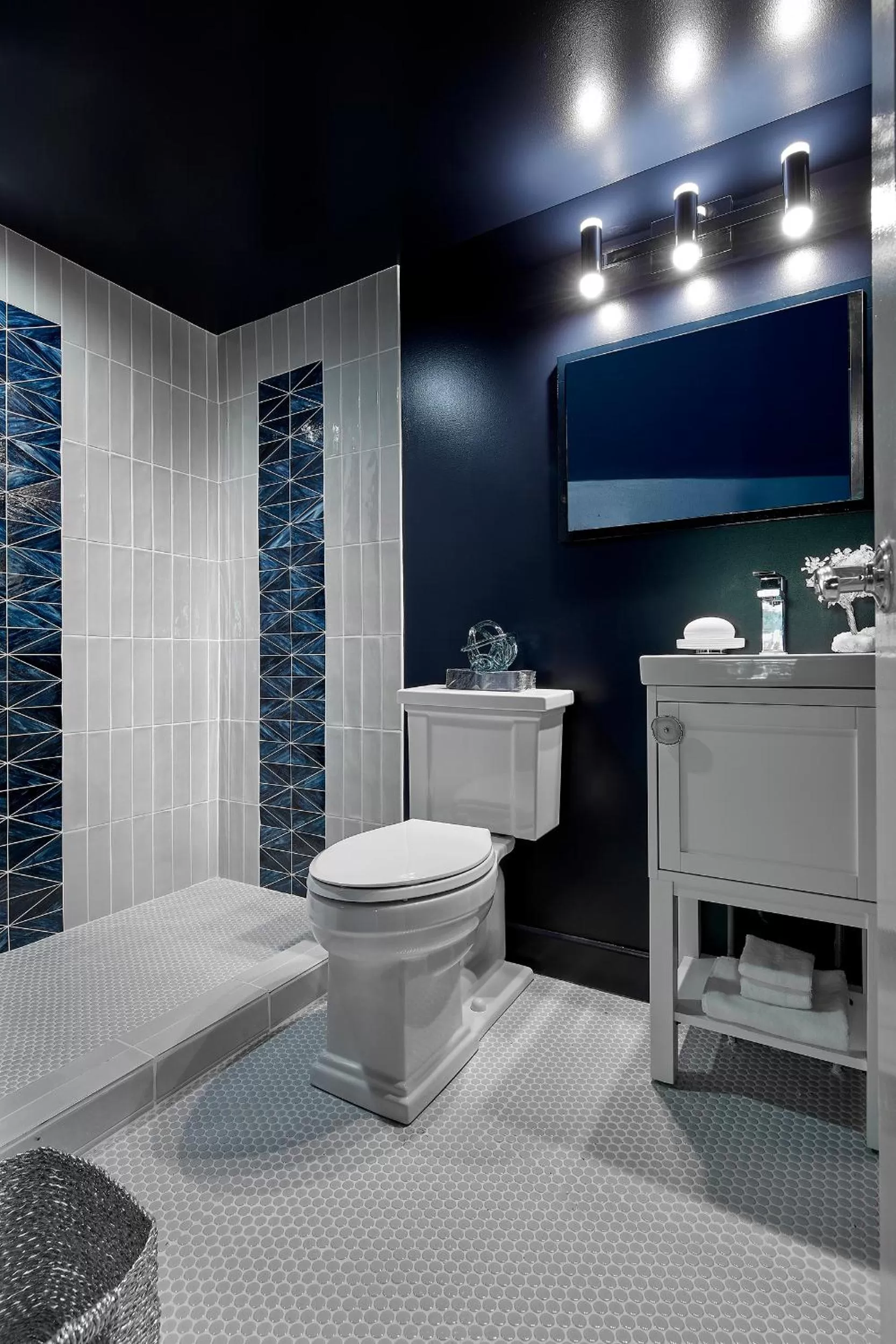 Bathroom in The Cornell Inn, Lenox & The Berkshires