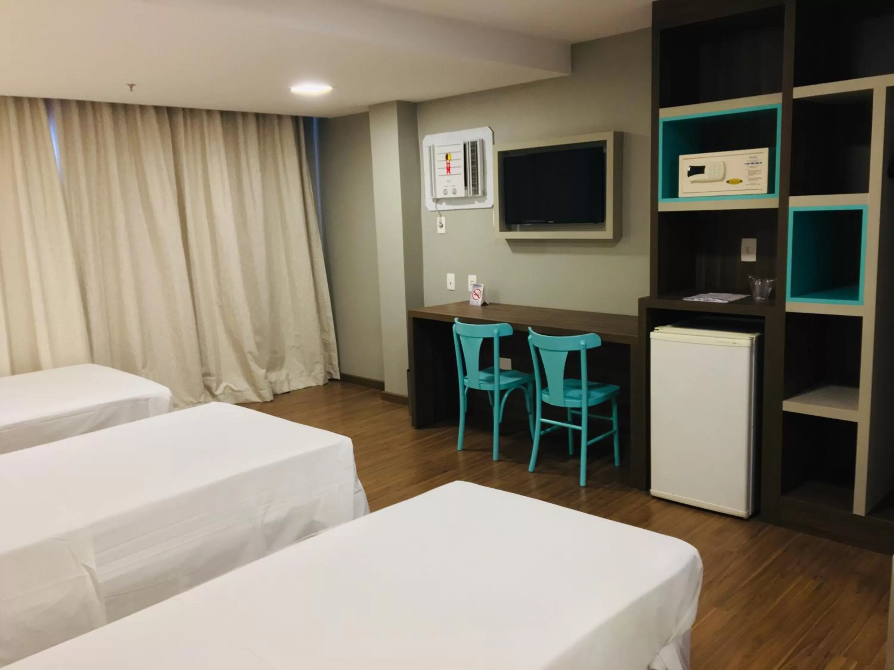 TV and multimedia, Bed in Master Express Cidade Baixa - Próximo ao Araujo Viana, UFRGS e Santa Casa