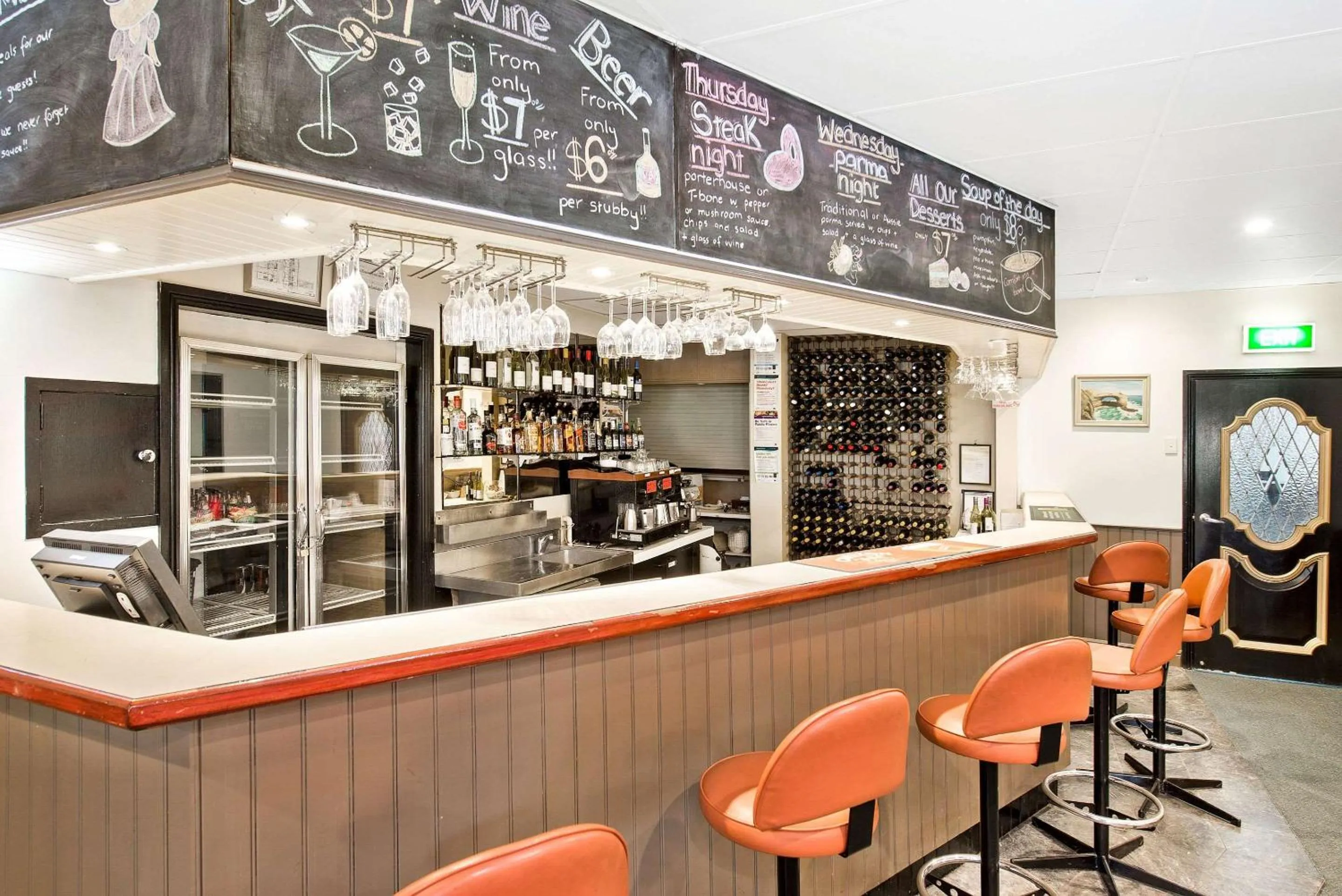 Lounge or bar in Comfort Hotel Dandenong