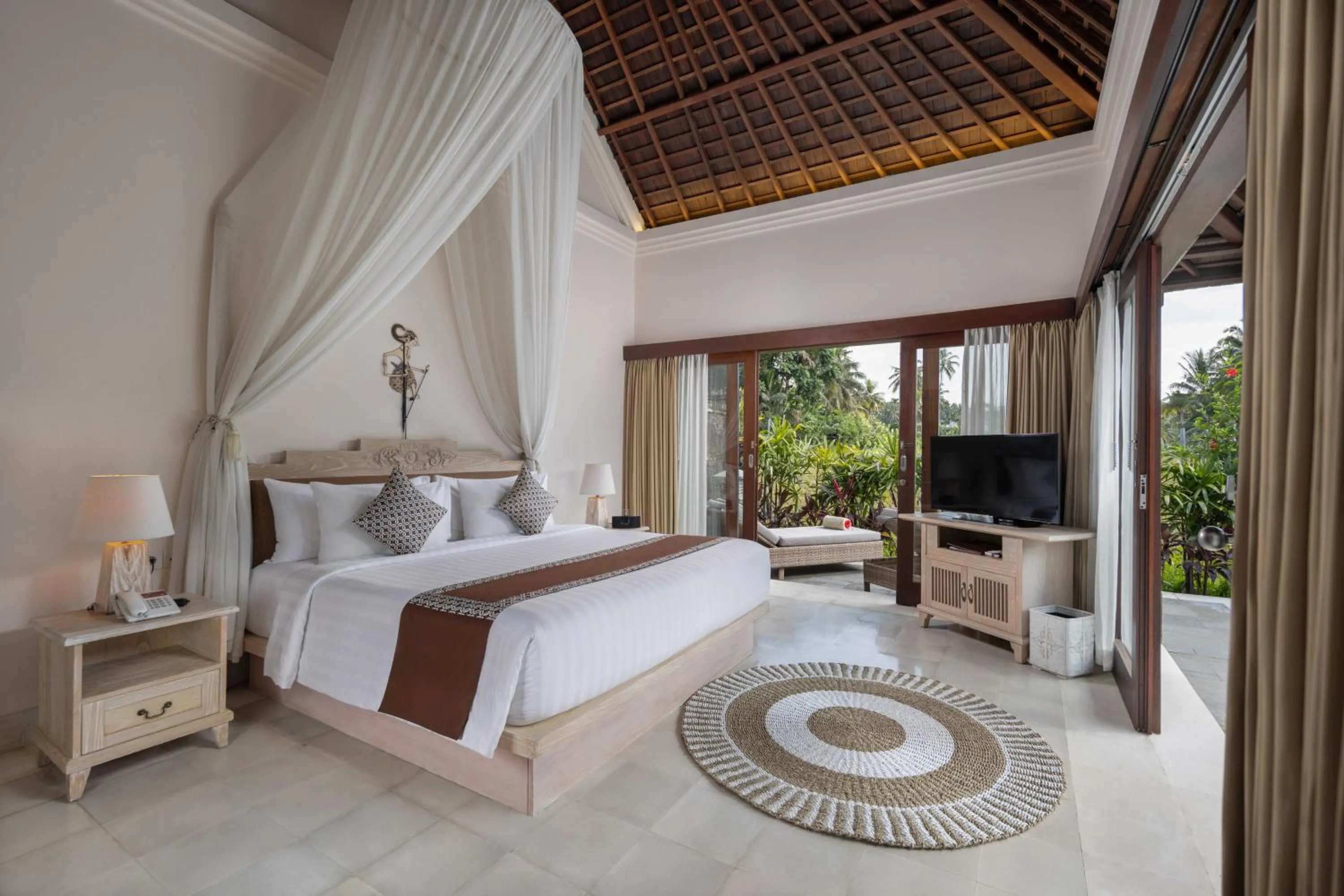 Bed in Visesa Ubud Resort