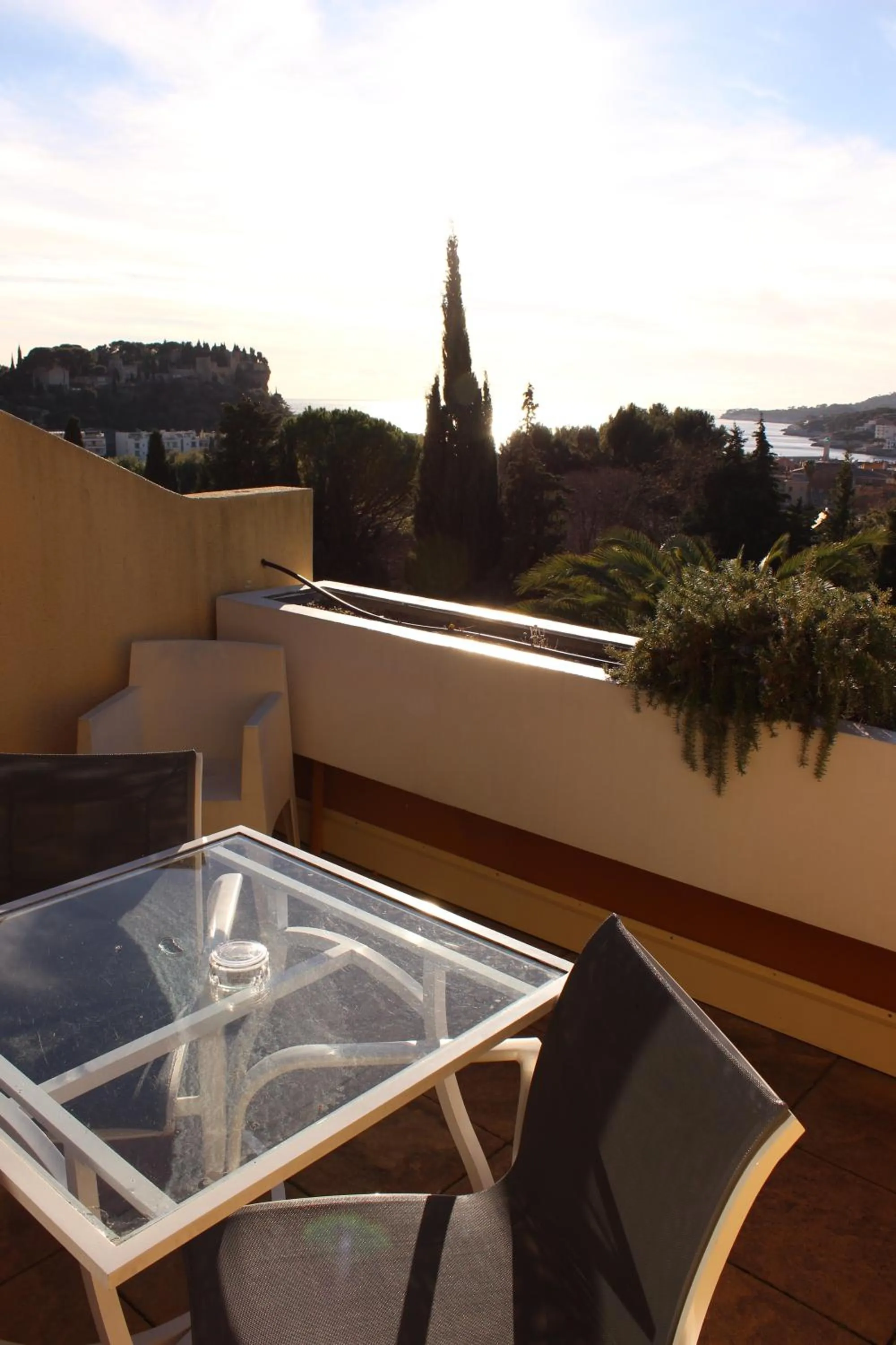 Natural landscape in Royal Cottage Pamela Hotel Cassis