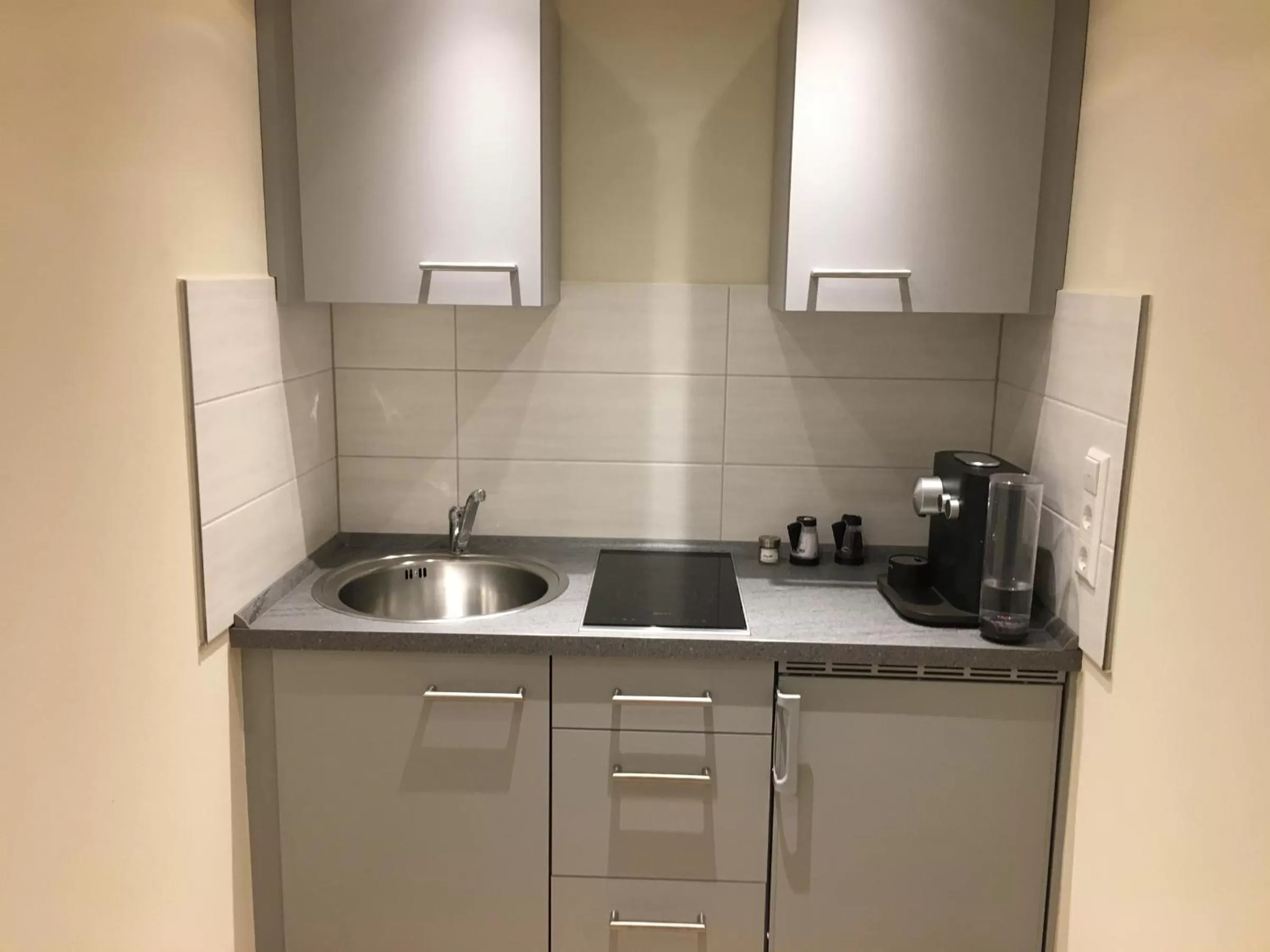 Kitchen or kitchenette, Kitchen/Kitchenette in Gasthof zum Ochsen