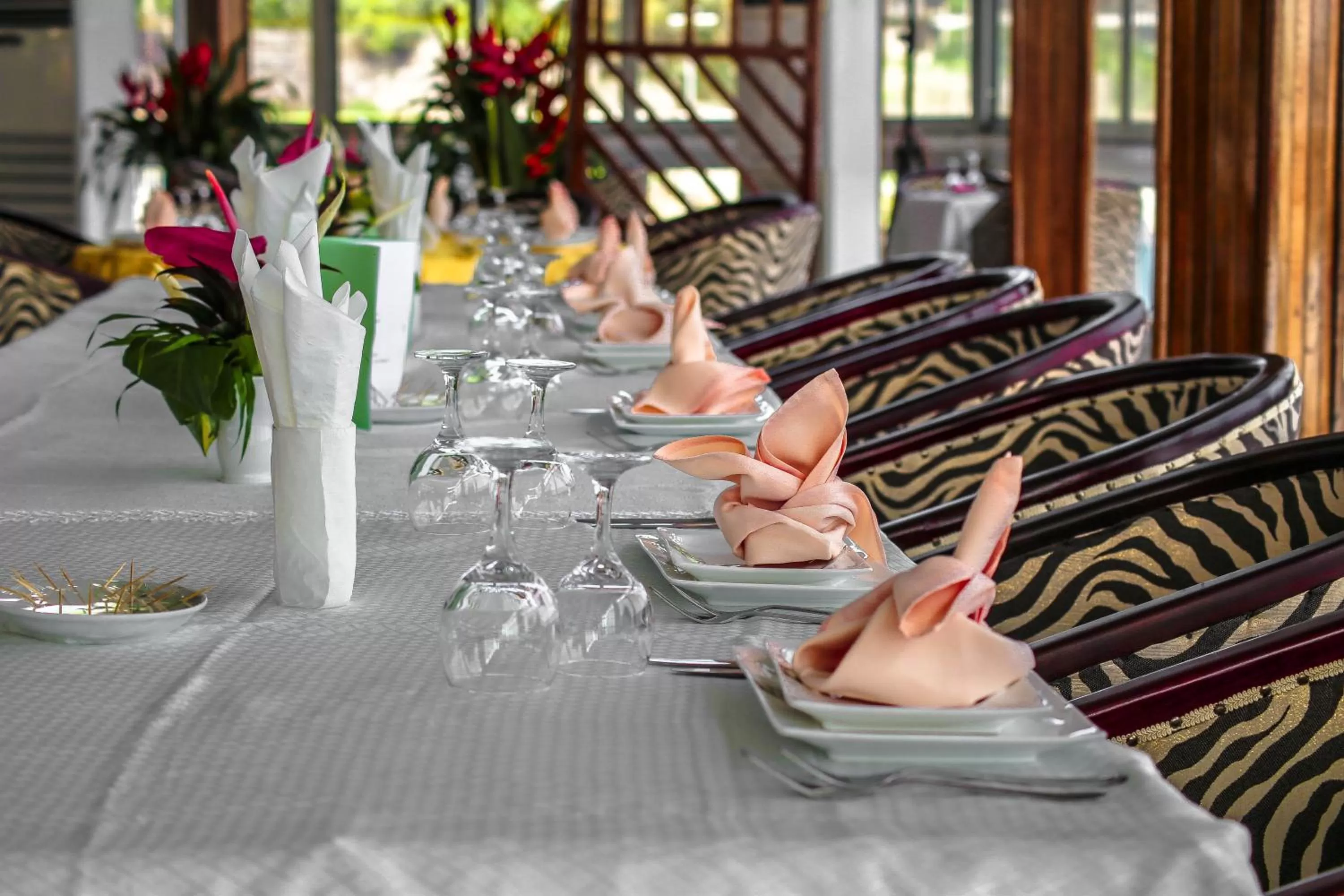 Restaurant/Places to Eat in Fini Hotel Bobende