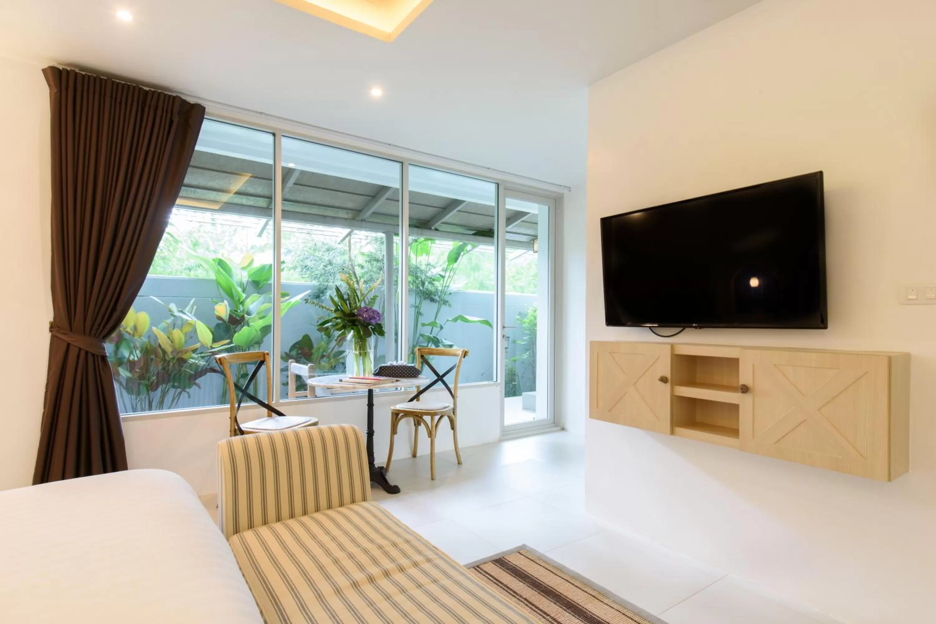 Dining area in Costa Village Bangsaray