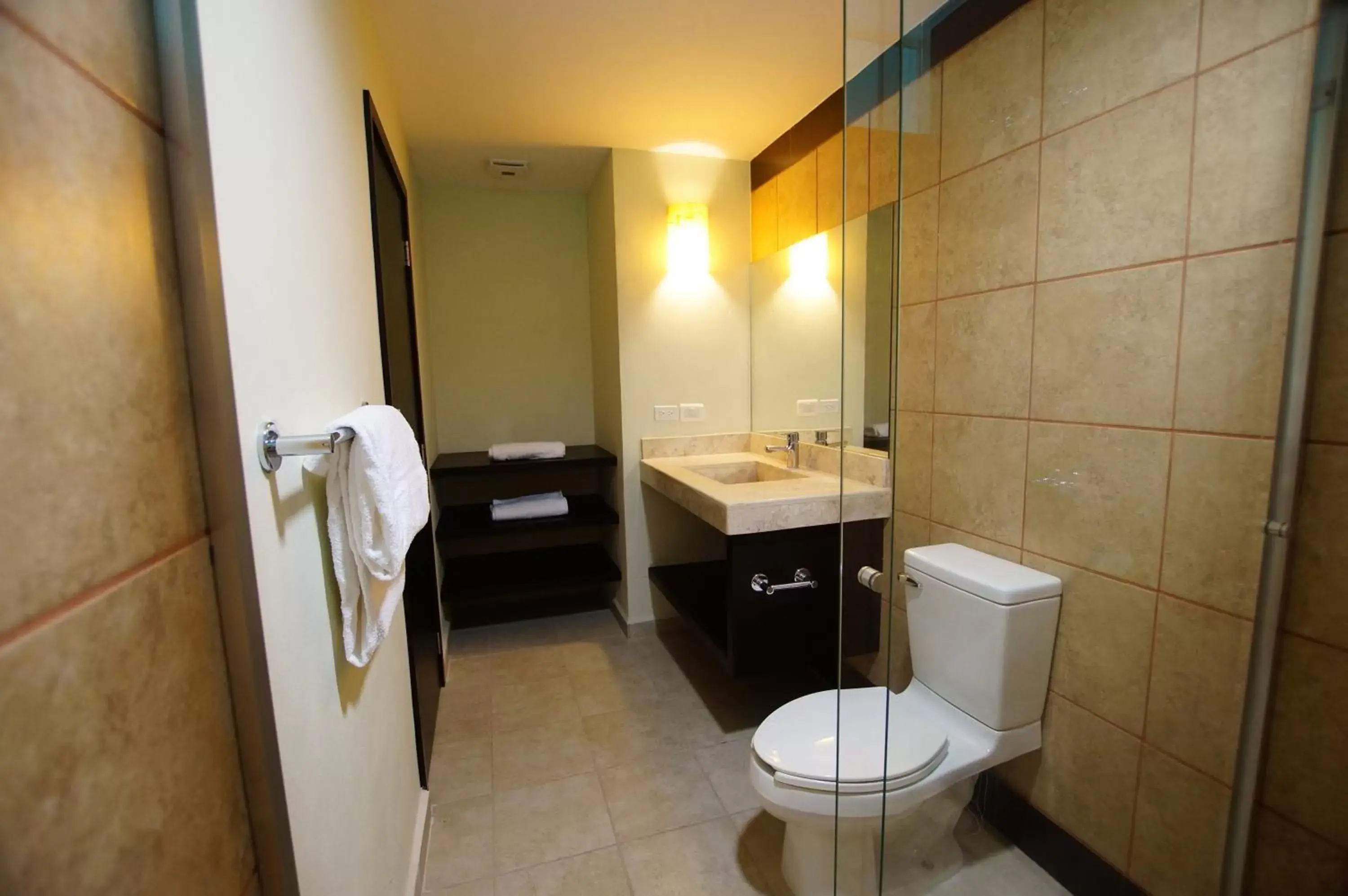 Deluxe Double Room with Two Double Beds in Angelo's Hotel Deluxe Double Room with Two Double Beds in Angelo's Hotel