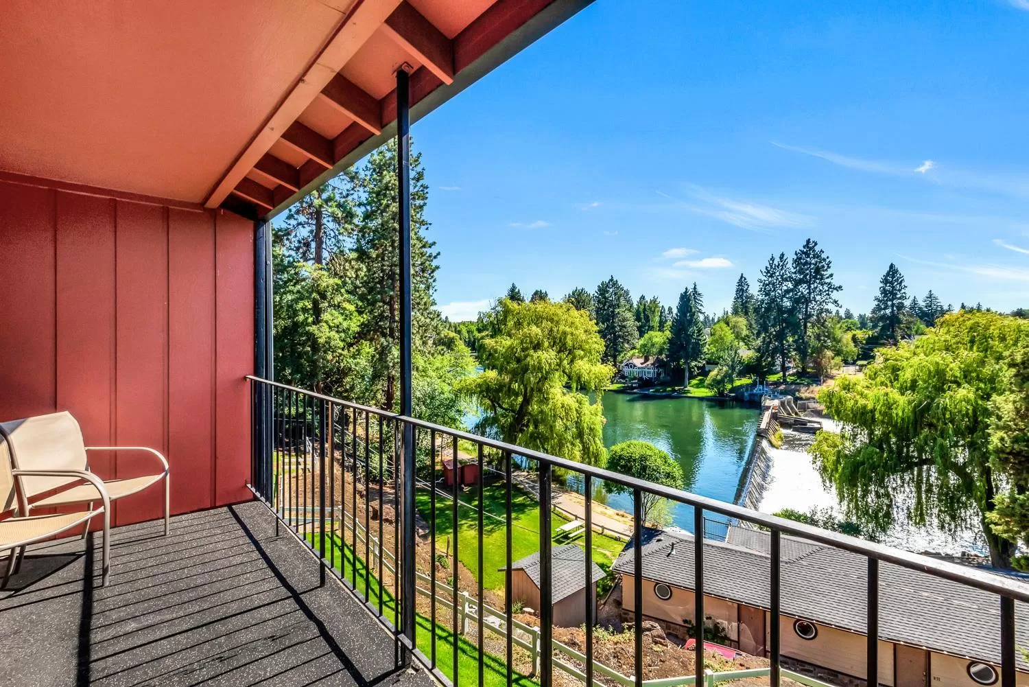 Balcony/Terrace in Bend Riverside Condos