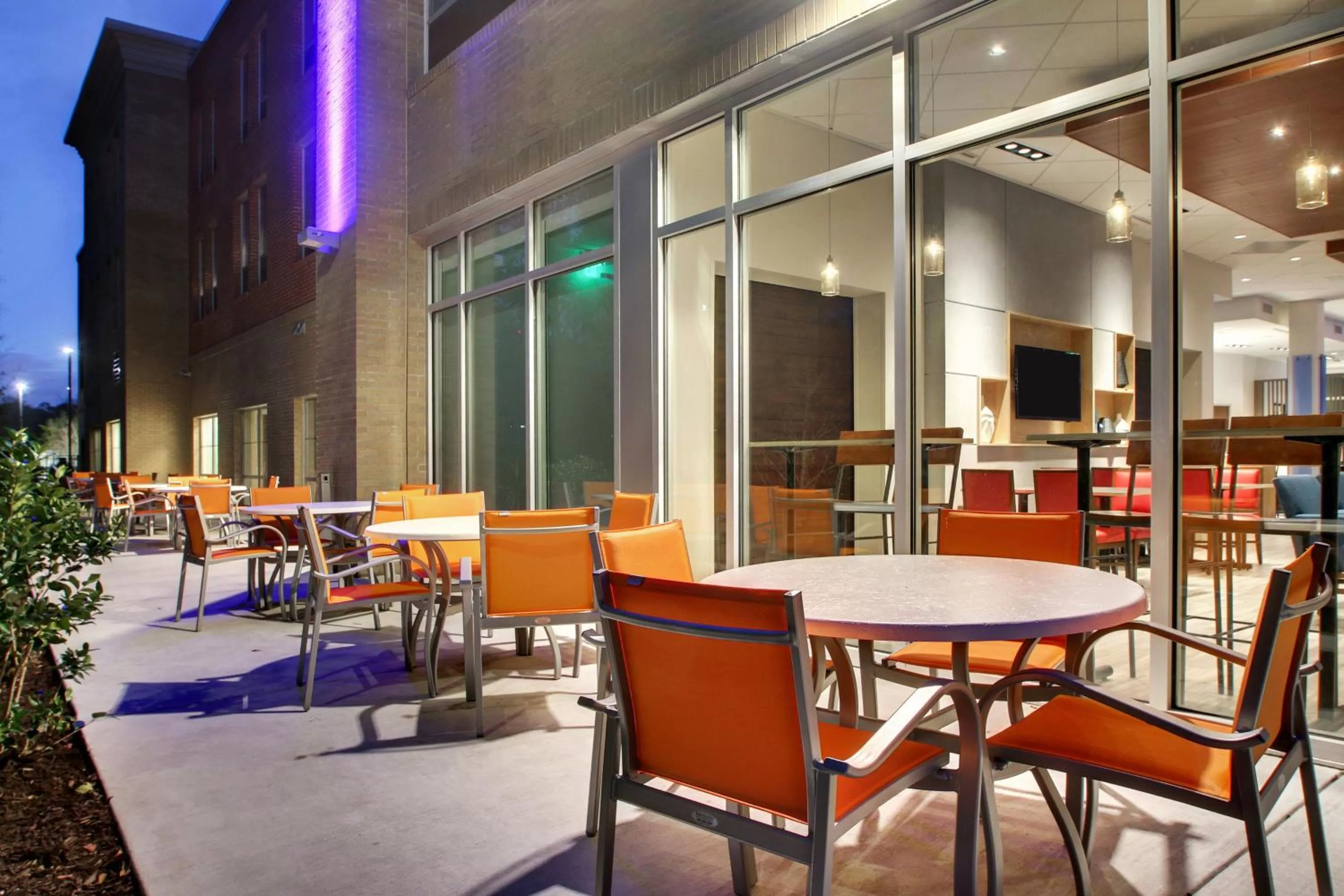 Property building in Holiday Inn Express & Suites Charleston NE Mt Pleasant US17 by IHG