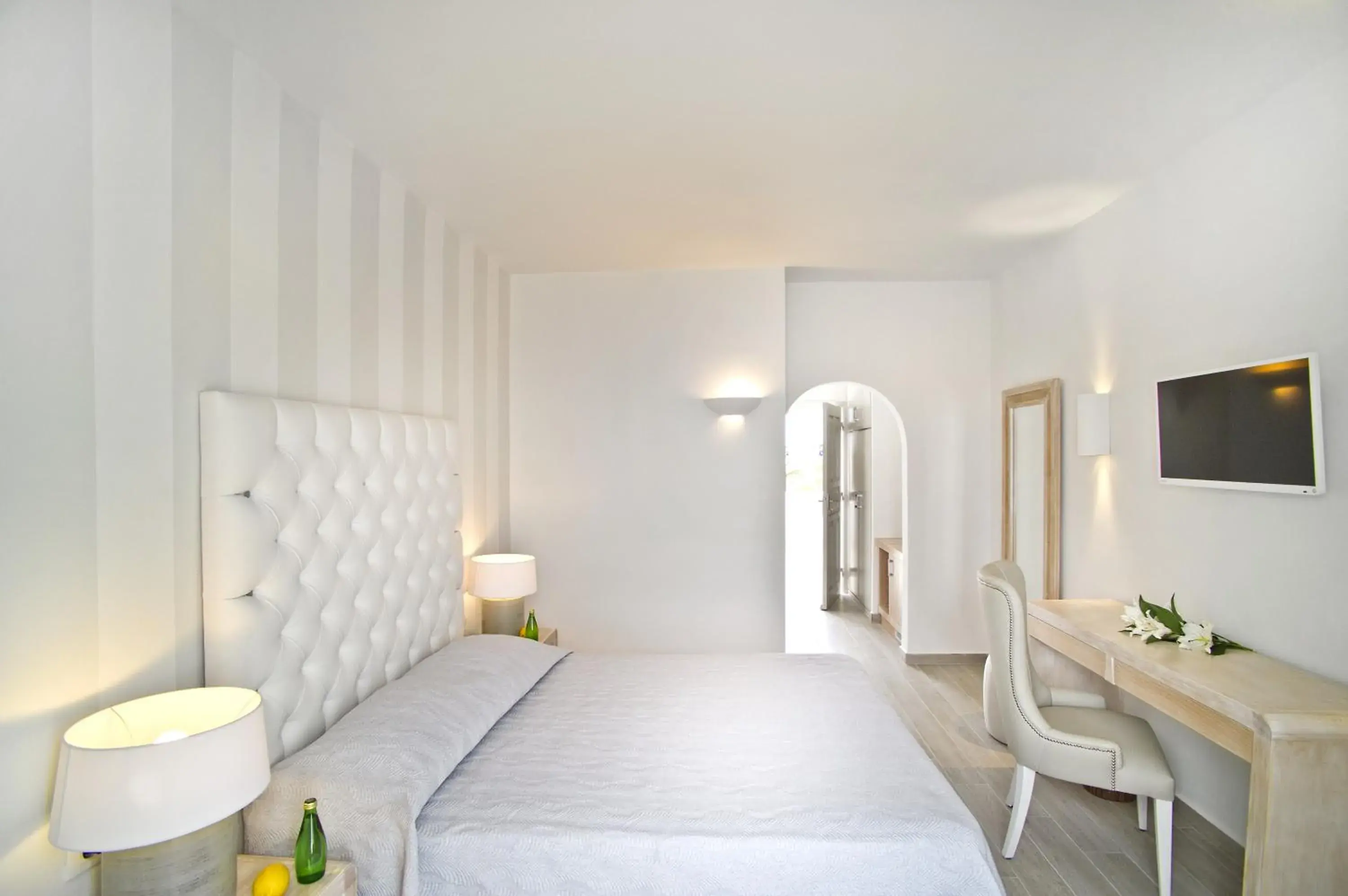 Superior Room in Santorini Palace Superior Room in Santorini Palace