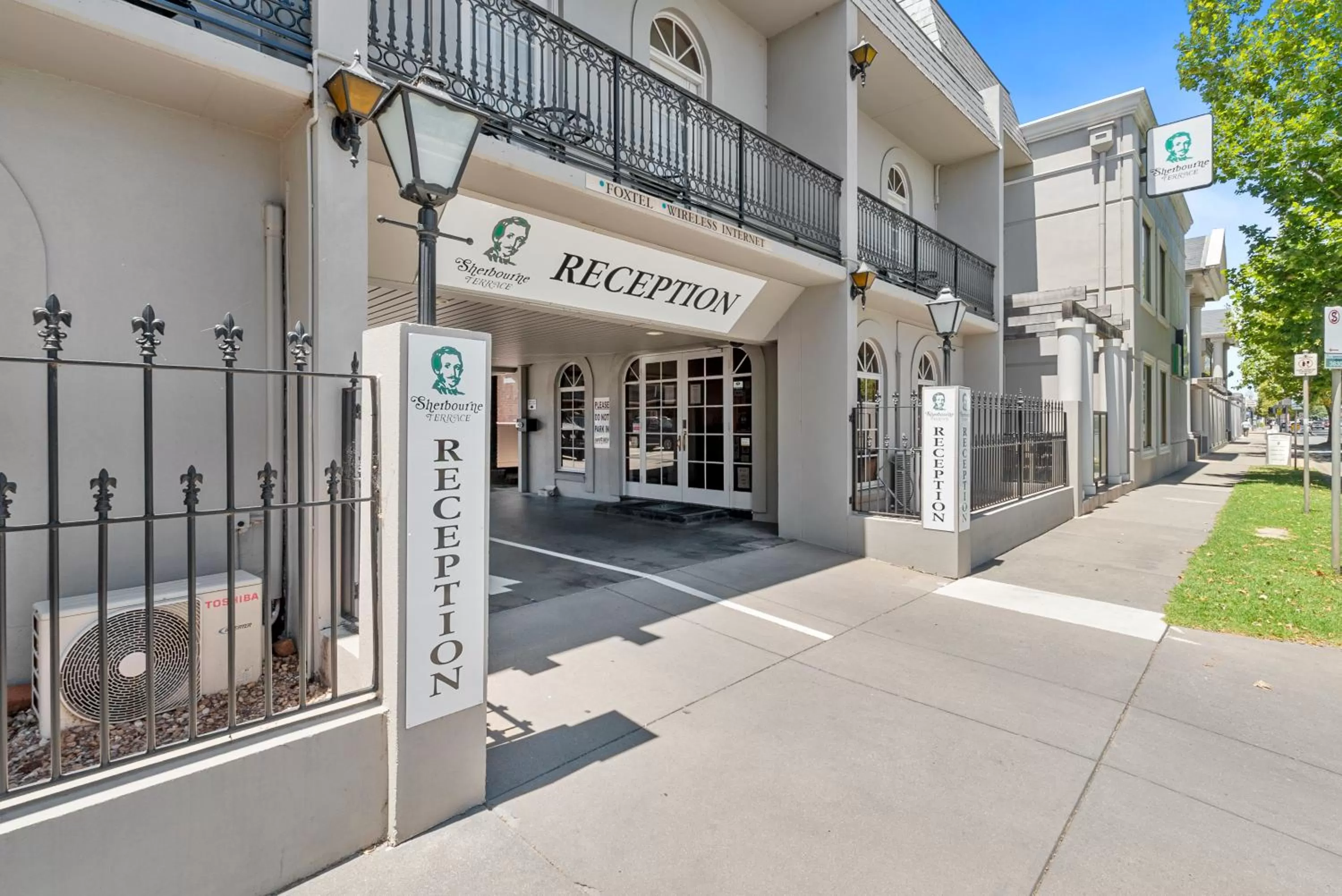 Facade/entrance in Sherbourne Terrace Hotel