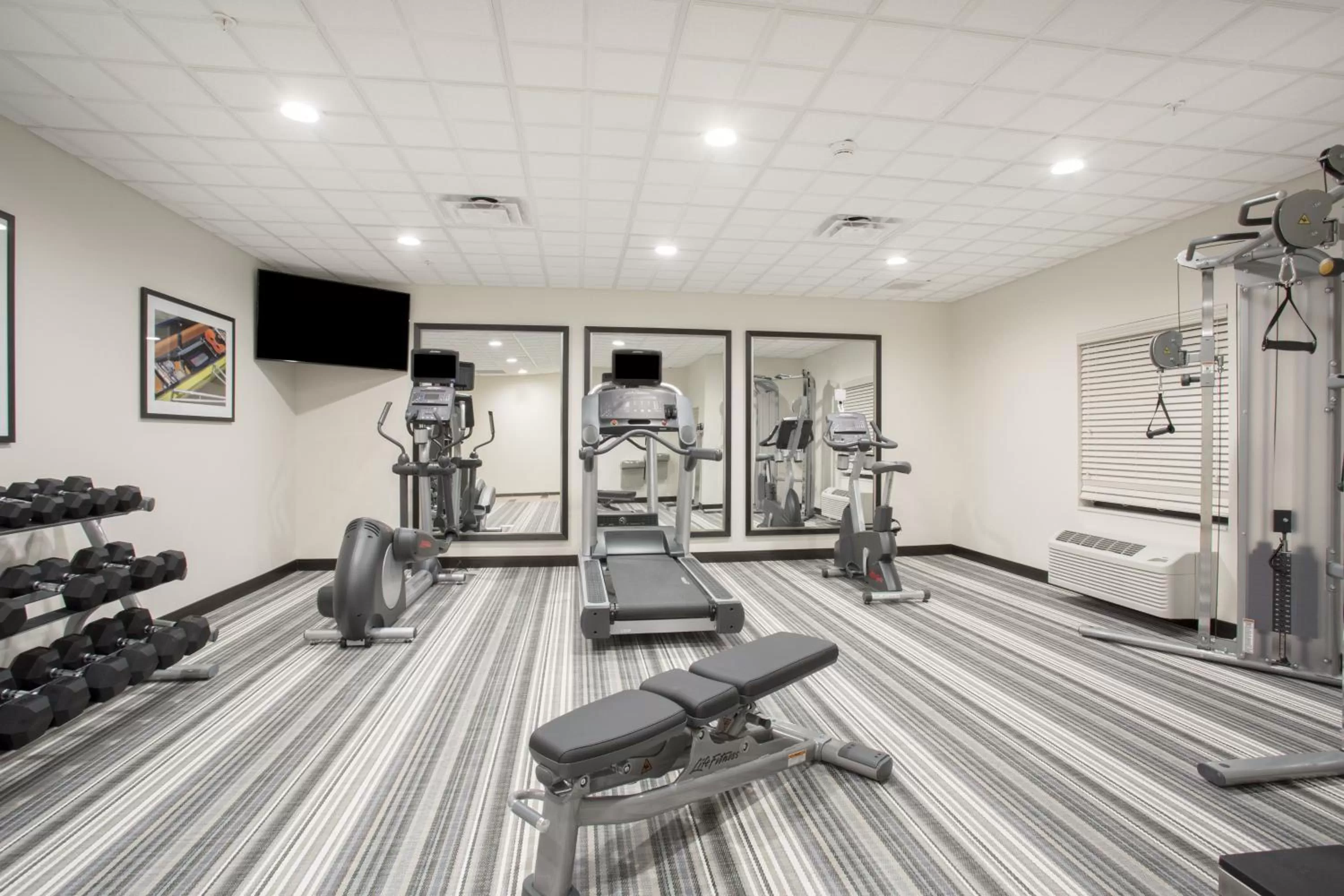 Fitness centre/facilities in Candlewood Suites Pueblo by IHG