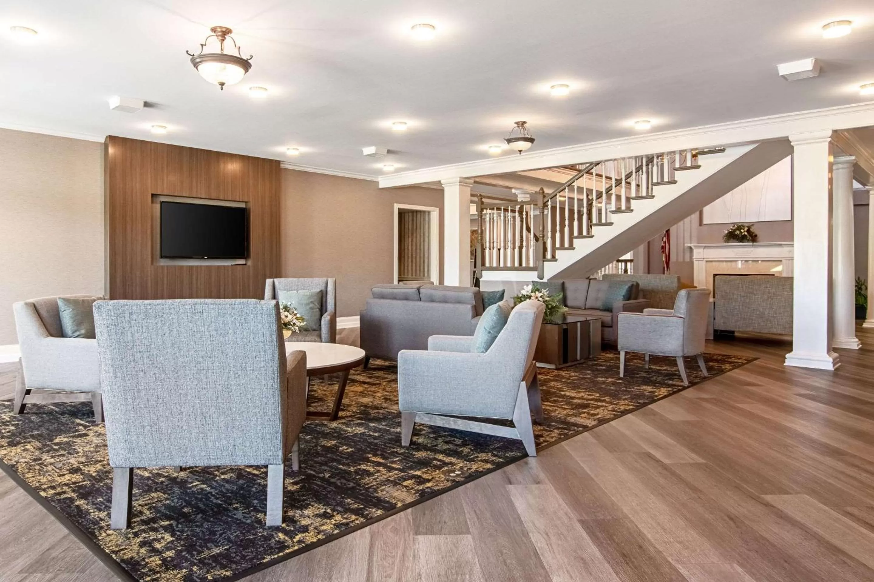 Lobby or reception in Clarion Inn Willow River